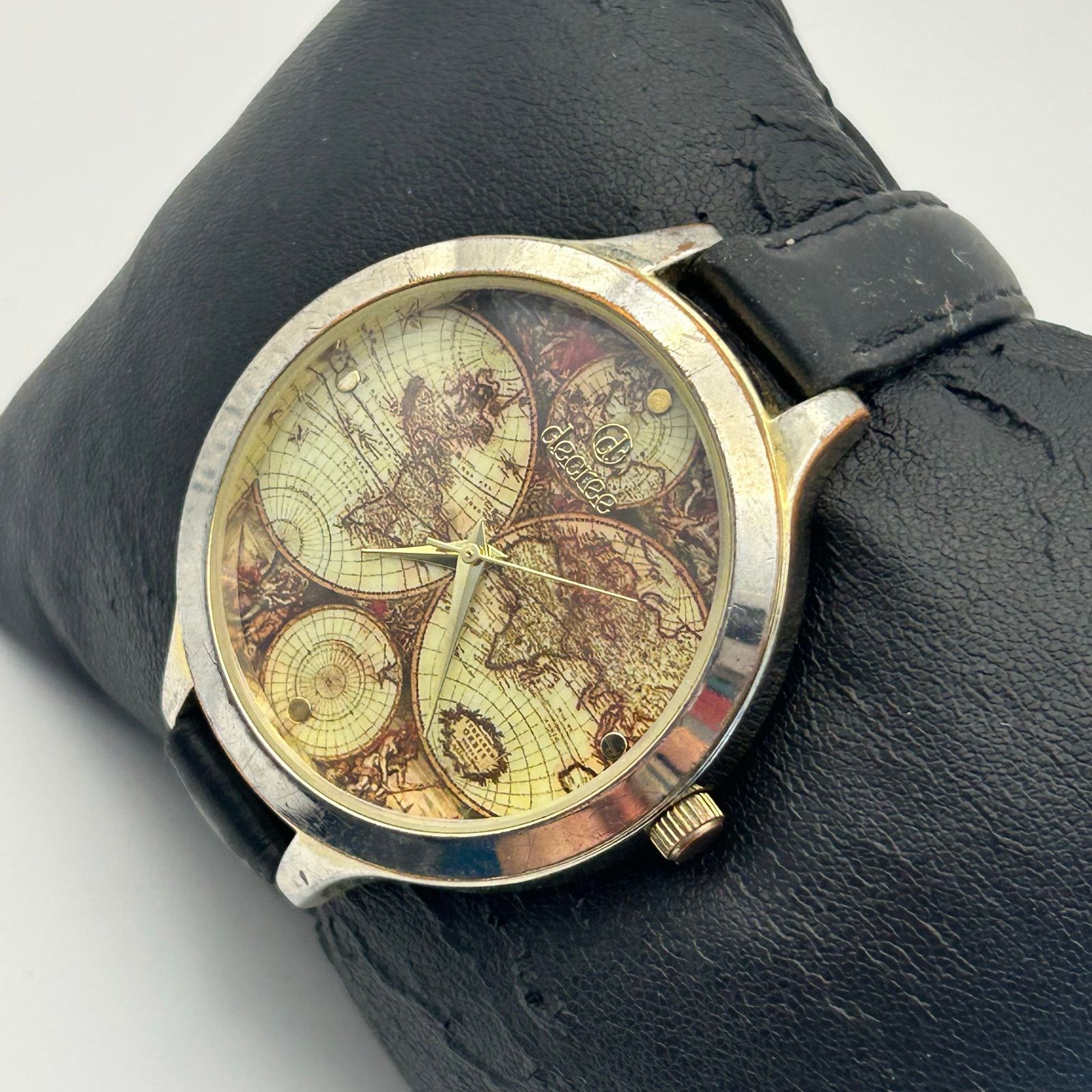 Decree Decree World Map Dial Silver Black Leather Watch Size ONE SIZE - 2 Thumbnail