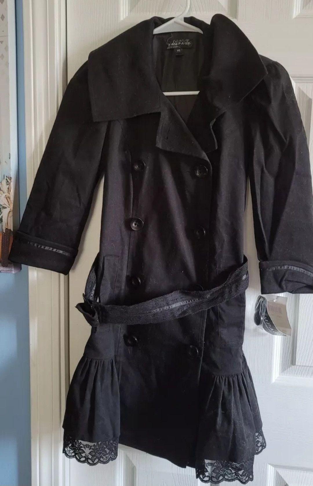 Other NWT Rampage Black Lace Belt Button Trench Coat 3/4 Jacket XS Size XS / US 0-2 / IT 36-38 - 1 Thumbnail