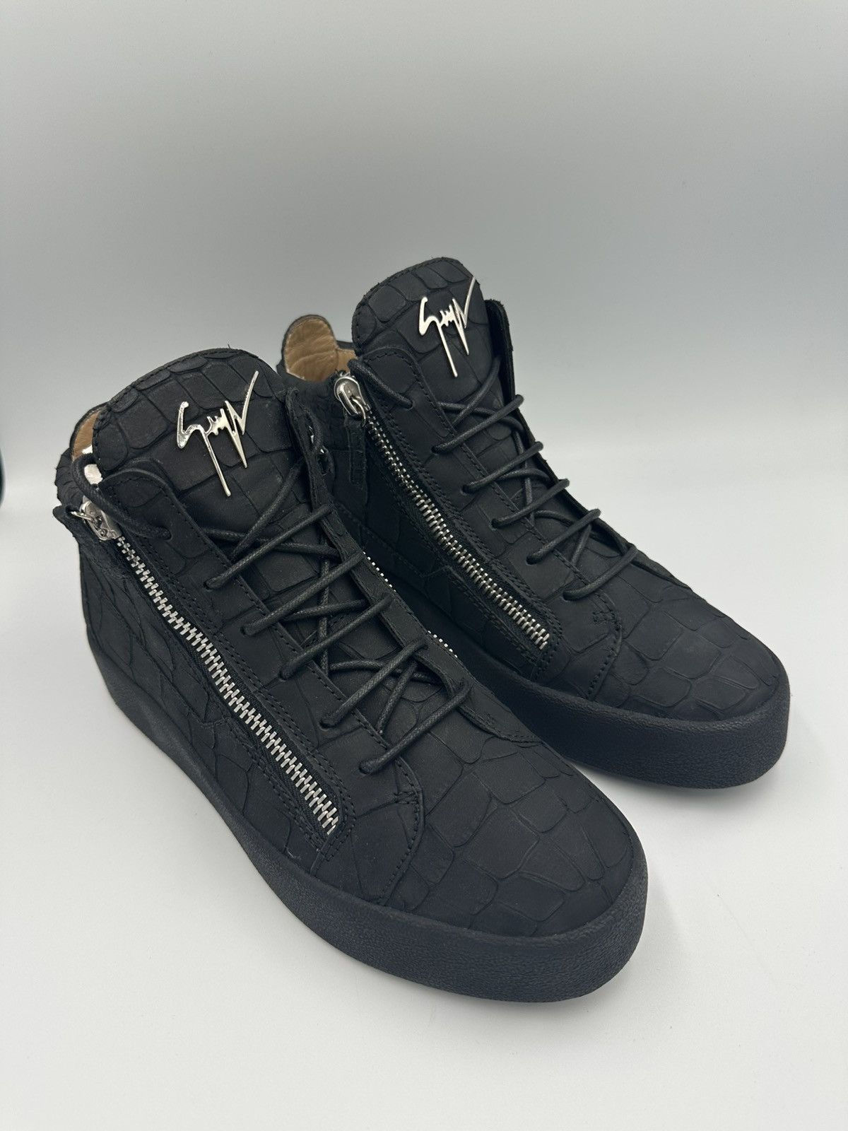 Giuseppe Zanotti Giuseppe Zanotti Hightop Croc Print Sneakers Size US 7.5 / EU 40-41 - 2 Thumbnail