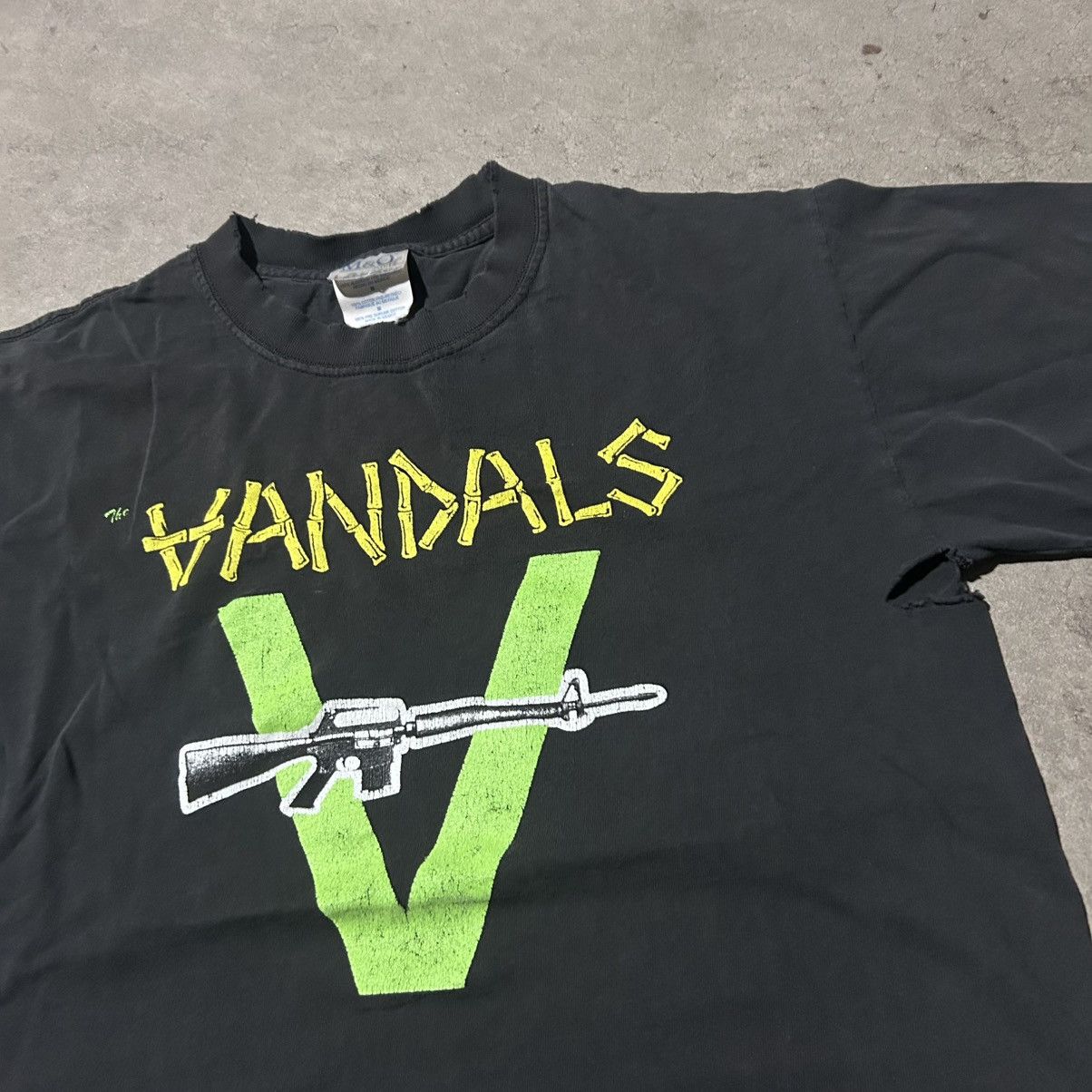 Band Tees Vintage vandals punk trashed band tee shirt Size US M / EU 48-50 / 2 - 4 Thumbnail