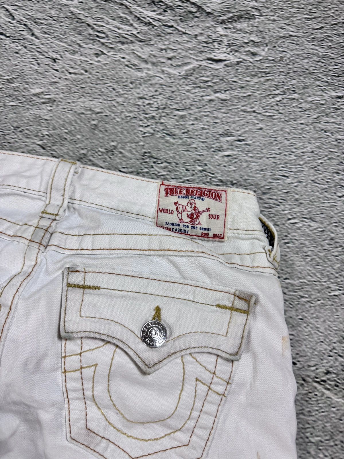 True Religion True Religion flared jeans white thick stitching Y2K Cassidy Size 26" / US 2 / IT 38 - 3 Thumbnail