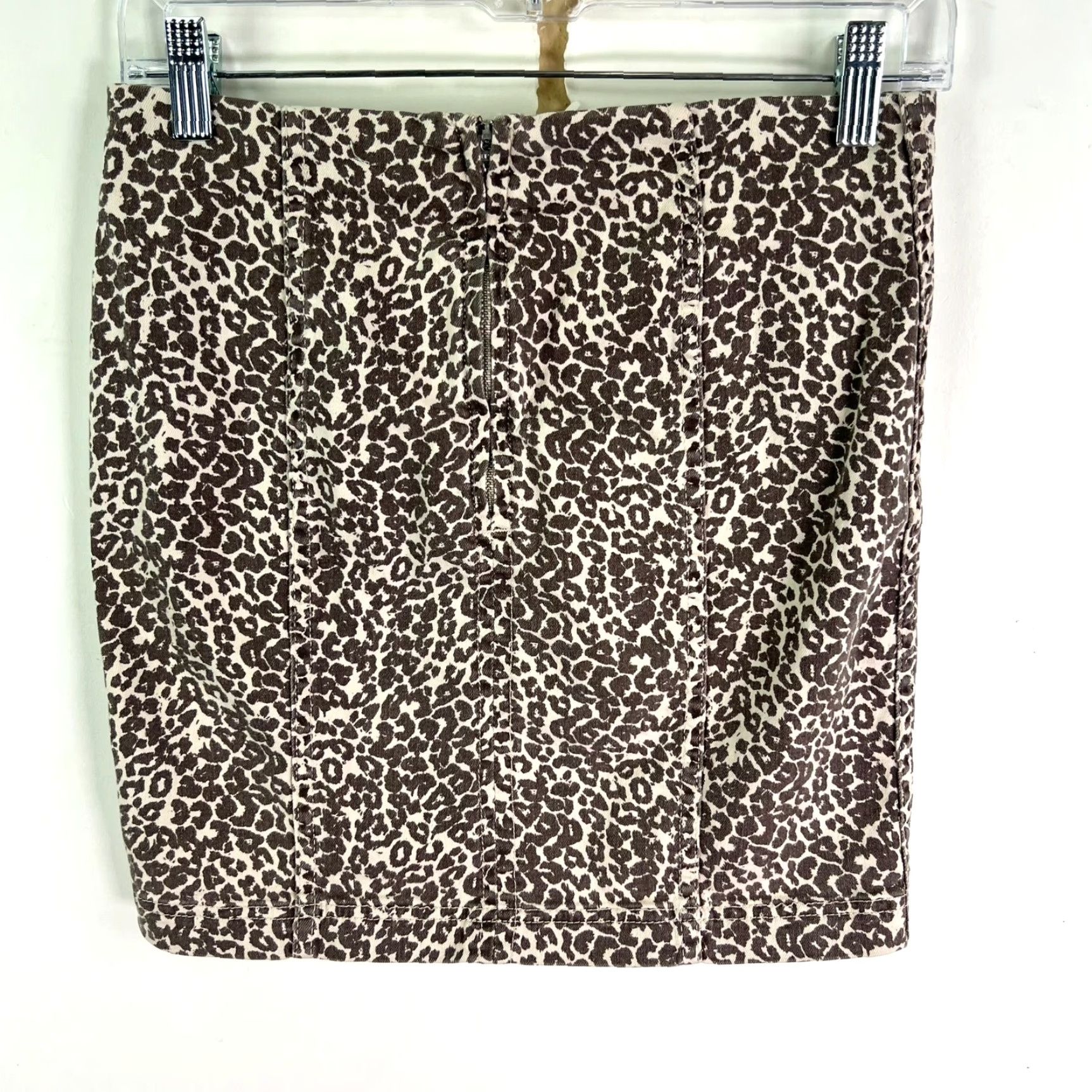 Free People Free People Skirt Womens 4 Mini Denim Leopard Print Zip Pockets Multicolor Cotton Polyester Spandex Punk Size 27" / US 4 / IT 40 - 5 Thumbnail