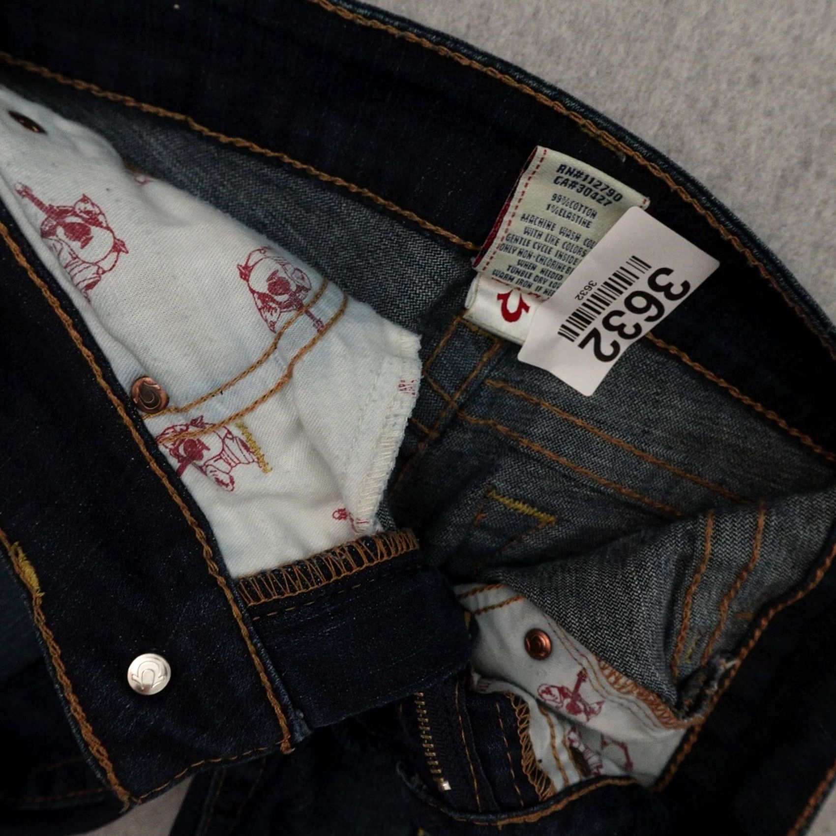 True Religion VINTAGE True Religion Jeans Women’s 27 (27X31) Johnny Super T Flap Low Rise Blue Skinny Embroidered Jeans Womens Size 27" / US 4 / IT 40 - 6 Thumbnail