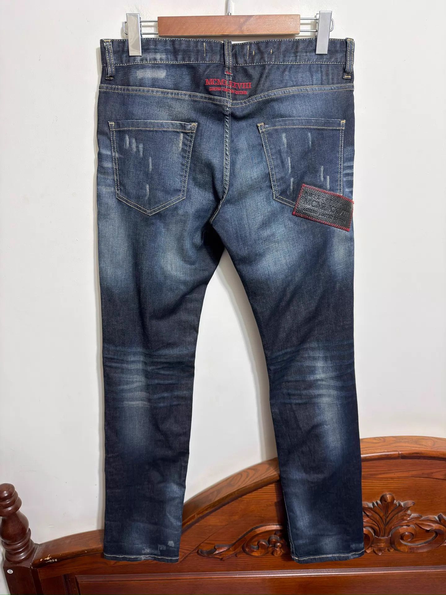 Philipp Plein Philipp Plein Heavy Wash Denim Jeans Mid-Waist Slim 32/33 Size US 32 / EU 48 - 2 Thumbnail
