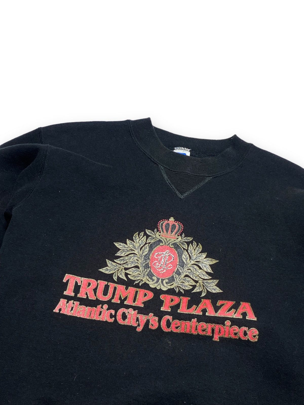 Donald Trump 90s Vintage DONALD TRUMP PLAZA HOTEL Black Sweatshirt Size US S / EU 44-46 / 1 - 2 Thumbnail