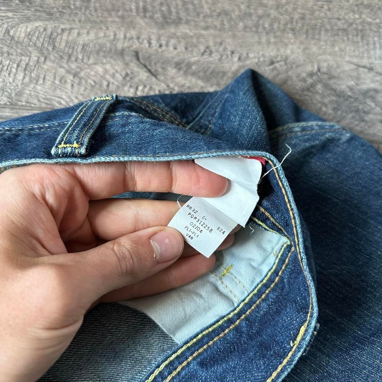 Tommy Hilfiger Vintage Y2K Dark Denim Baggy Tommy Hilfiger Carpenter Jeans Size US 38 / EU 54 - 6 Thumbnail