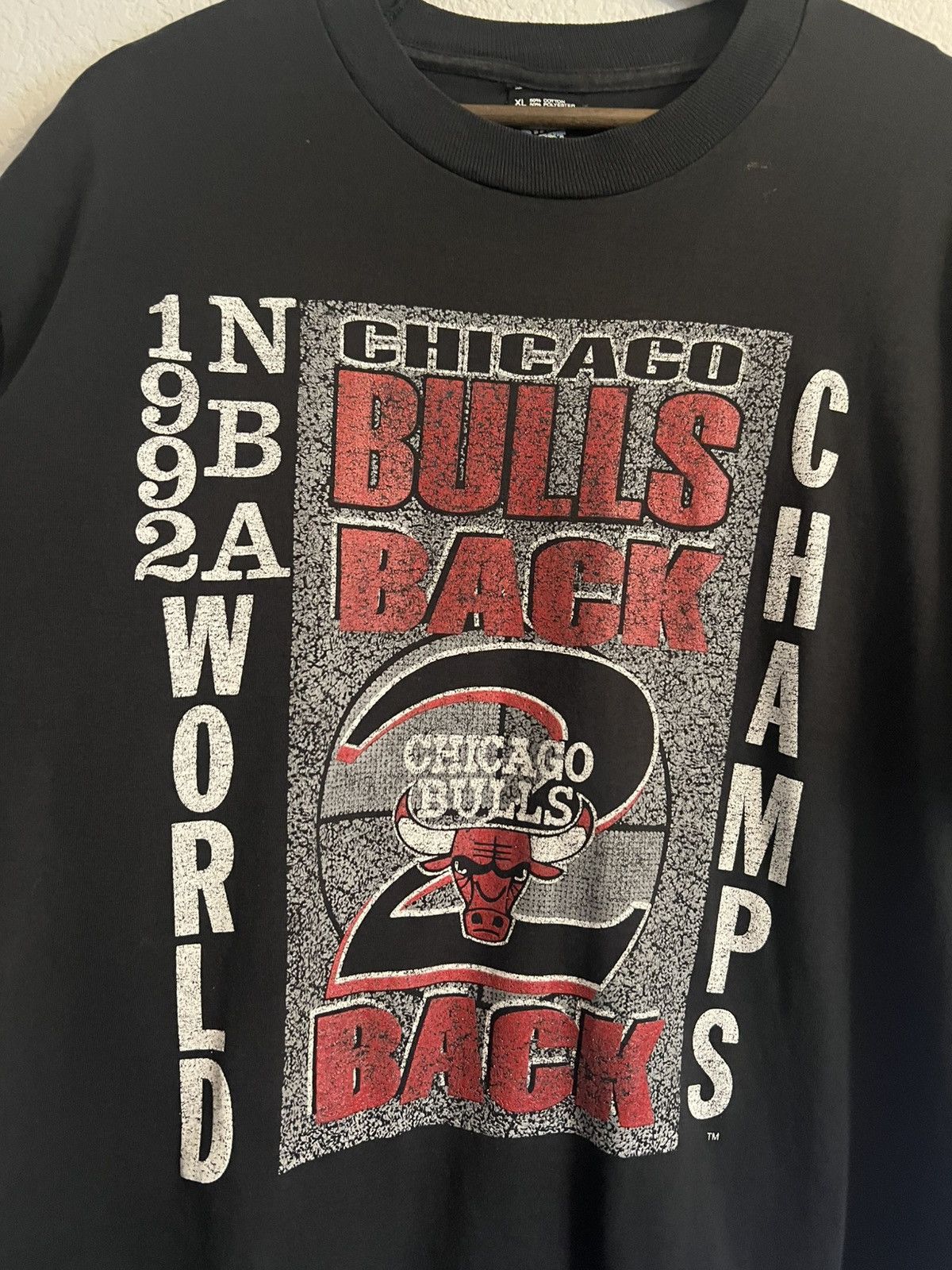 NBA Vintage Chicago Bulls 1992 Champs Tee Size US XL / EU 56 / 4 - 3 Thumbnail