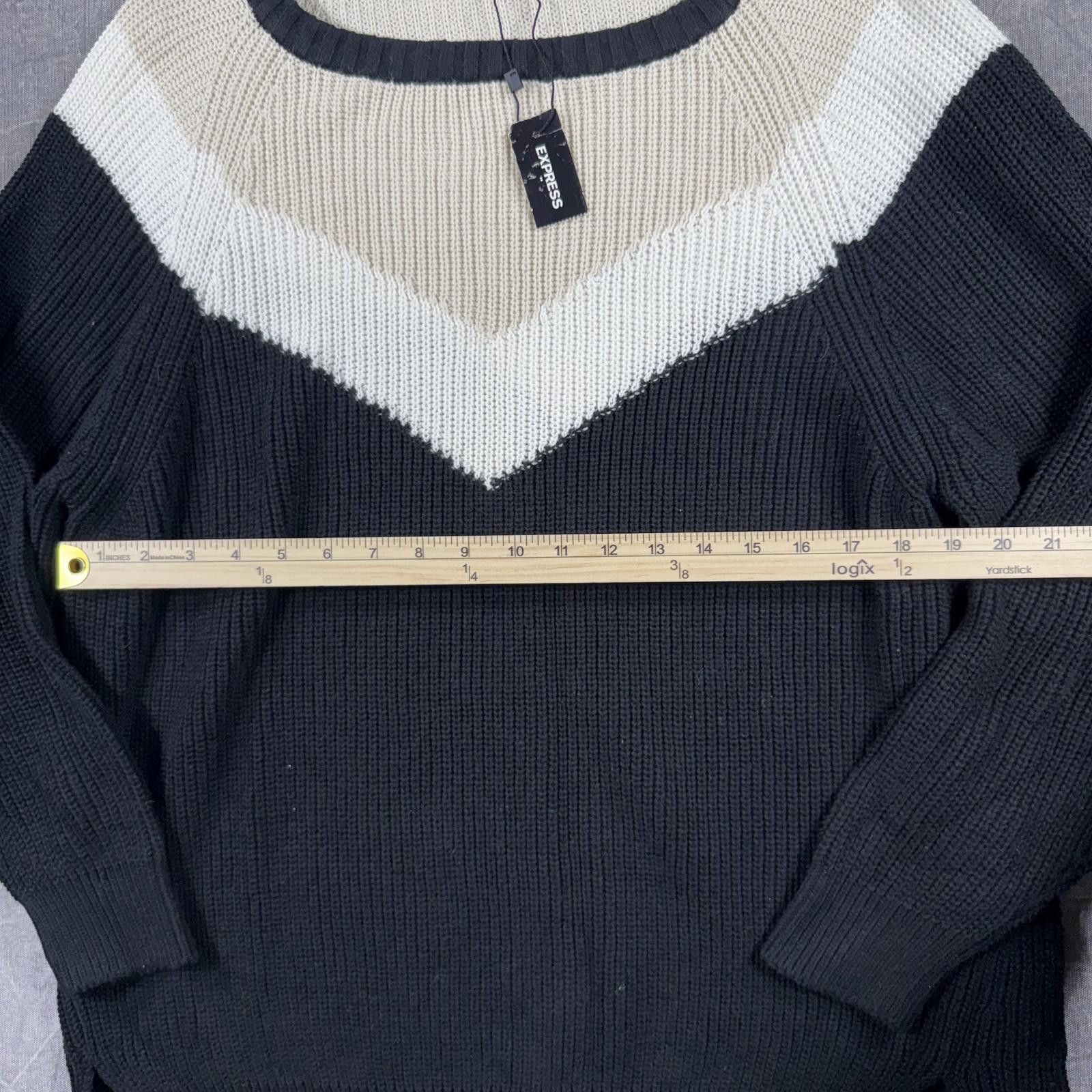 Express Express Sweater Women's M Black White NWT Chevron Oversized Size M / US 6-8 / IT 42-44 - 4 Thumbnail