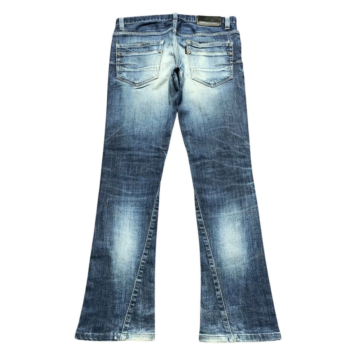 Tornado Mart Tornado Mart Distressed Blue Wash Flared Ifsix Lgb Style Size US 32 / EU 48 - 9 Thumbnail
