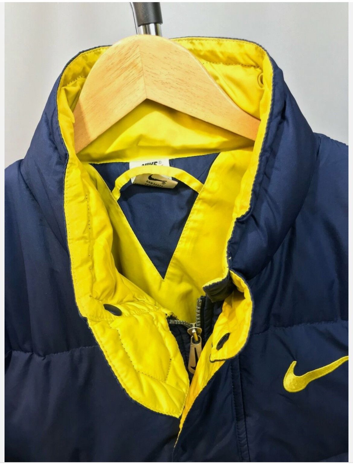 Nike Vintage 90’s Nike Rare Puffer Jacket Big Swoosh XL Blue Size US XL / EU 56 / 4 - 2 Thumbnail