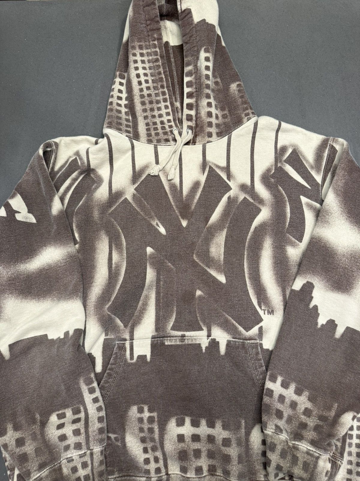 New York Yankees × Supreme Supreme x yankees hoodie Size US M / EU 48-50 / 2 - 1 Thumbnail