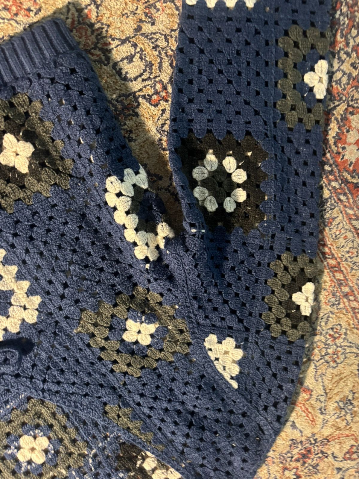 Frye Frye Crochet Flower Cardigan Size M / US 6-8 / IT 42-44 - 2 Thumbnail