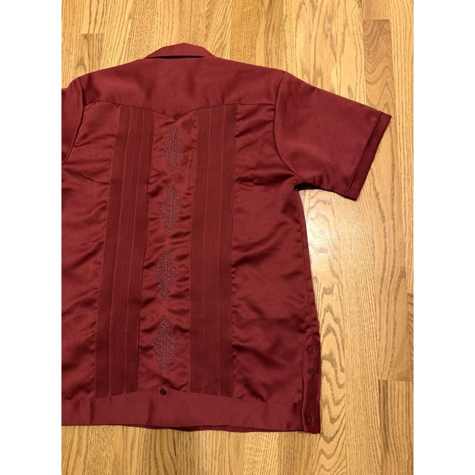 Vintage VINTAGE Guayabera Yucateca Shirt Medium Men’s Satin Mexican Copacabana NOS NWT Size US M / EU 48-50 / 2 - 4 Thumbnail
