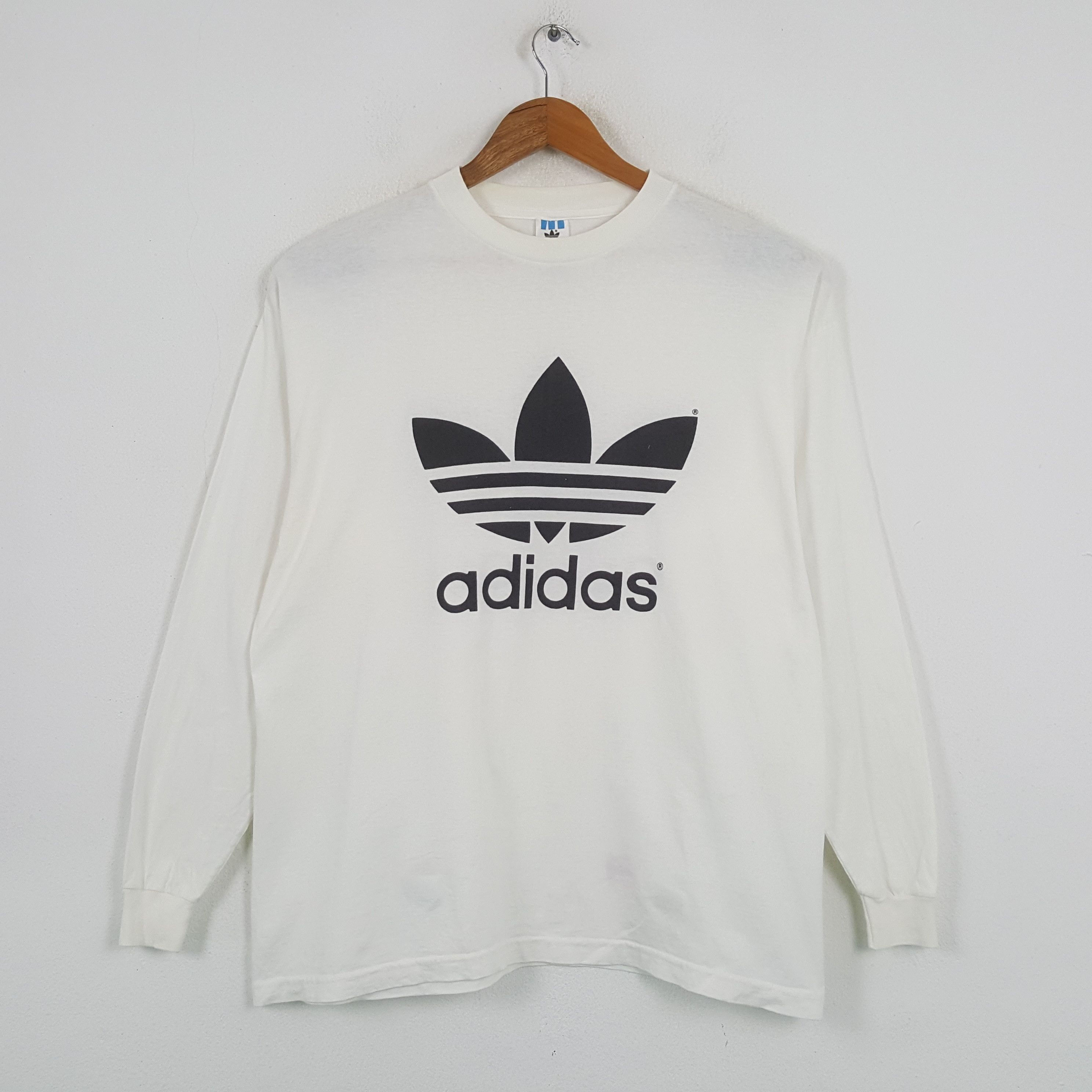 Adidas × Vintage Vintage ADIDAS Big Logo Sportswear T-shirt C285N75 Size US XL / EU 56 / 4 - 1 Thumbnail