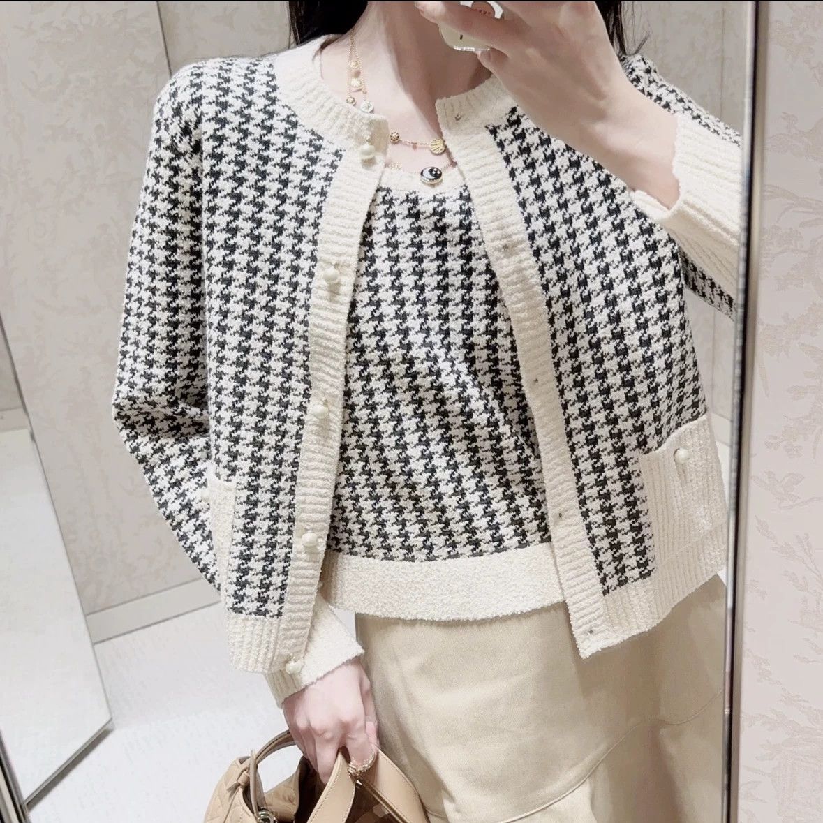 Christian Dior Monsieur Dior Houndstooth CD Pearl Knit Two-Piece Set Women's 36 New Size XS / US 0-2 / IT 36-38 - 8 Thumbnail