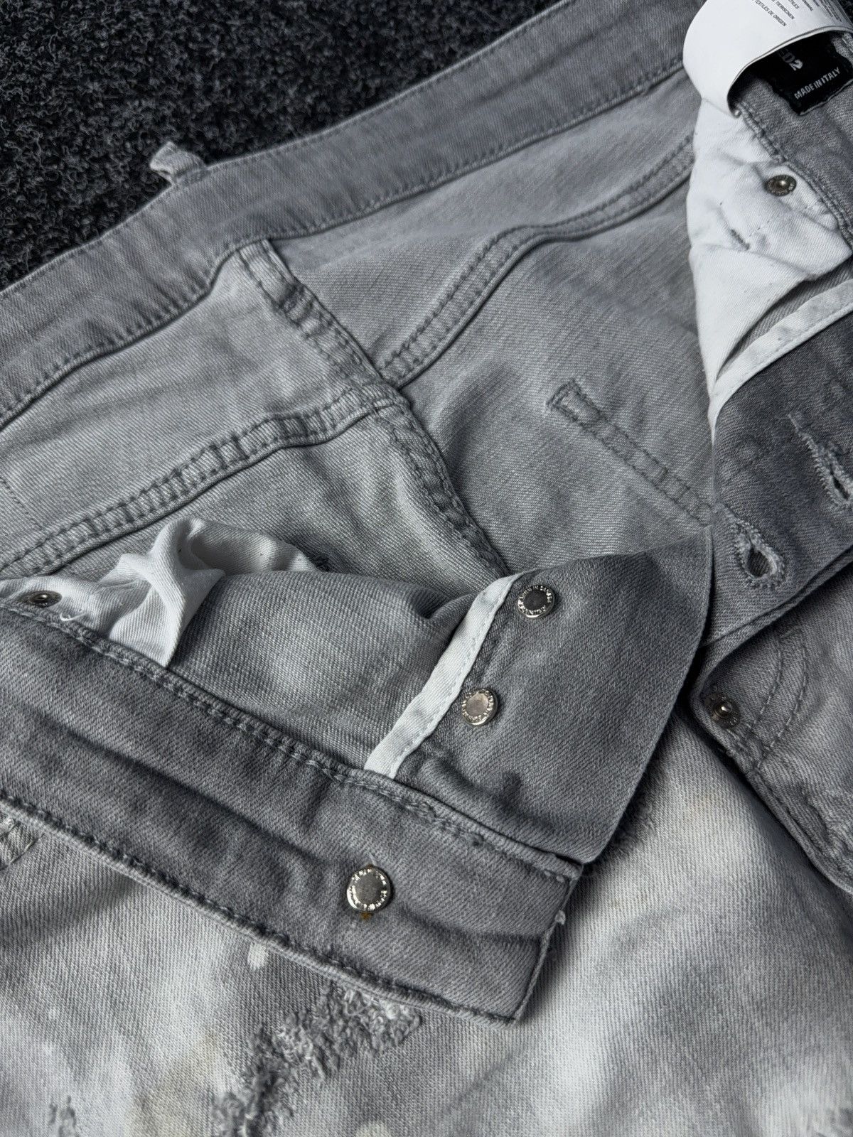 Dsquared2 Luxury Distressed Dirty Dsquared2 Retro 00s Denim Jeans Size US 31 - 13 Thumbnail