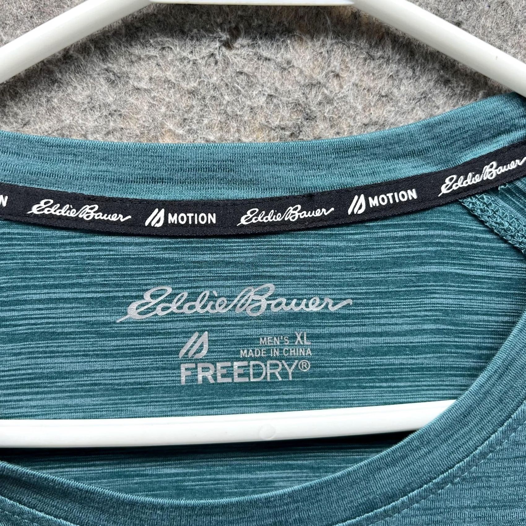 Eddie Bauer Eddie Bauer Shirt XL Athletic Fit Teal Blue Short Sleeve Crew Neck Logo T-Shirt Men Small Details: All Seasons, Free Dry Motion Training Size US XL / EU 56 / 4 - 2 Thumbnail