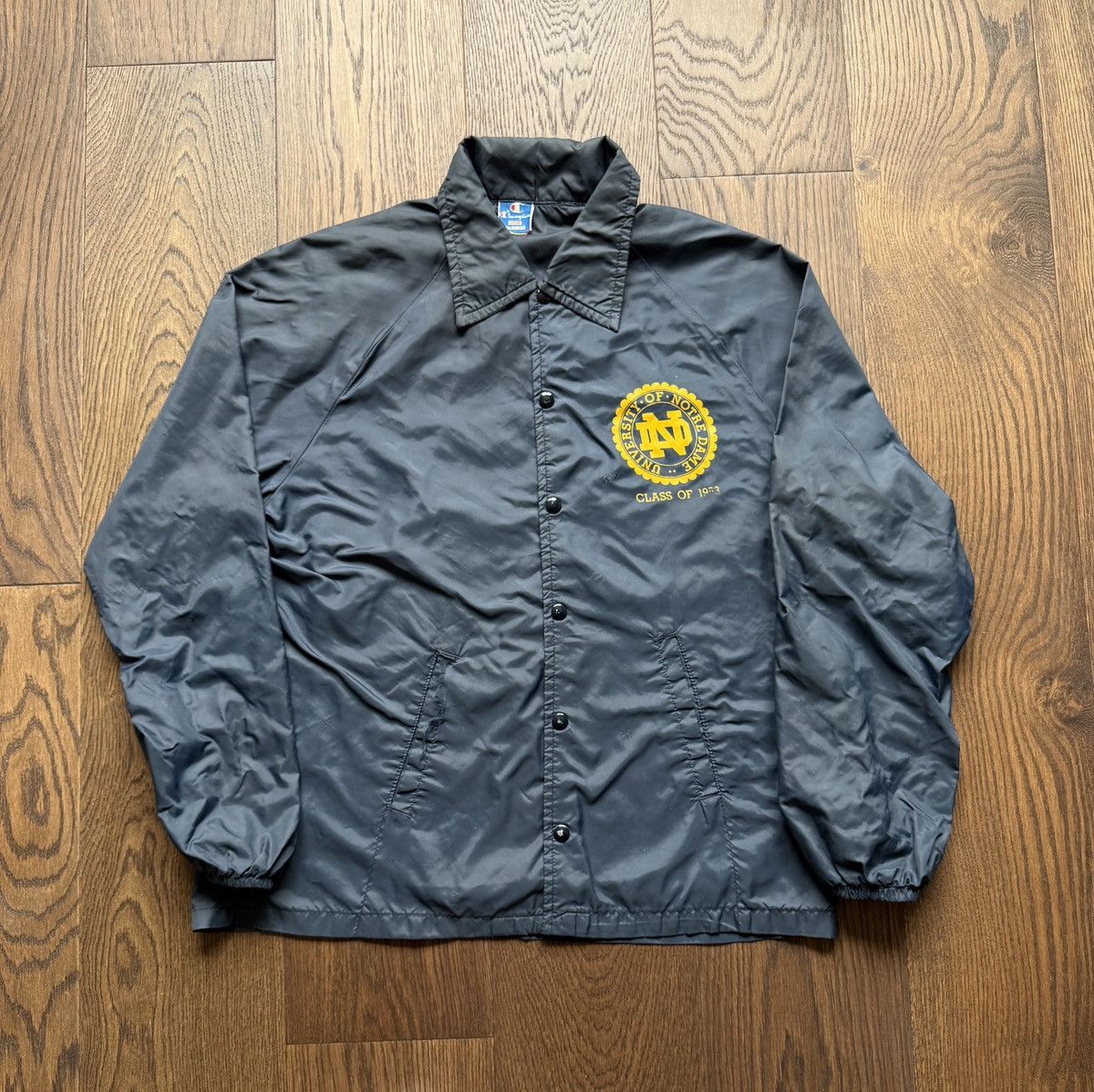 Champion Vintage 80s Notre Dame Champion Windbreaker Coaches Jacket Size US L / EU 52-54 / 3 - 1 Thumbnail