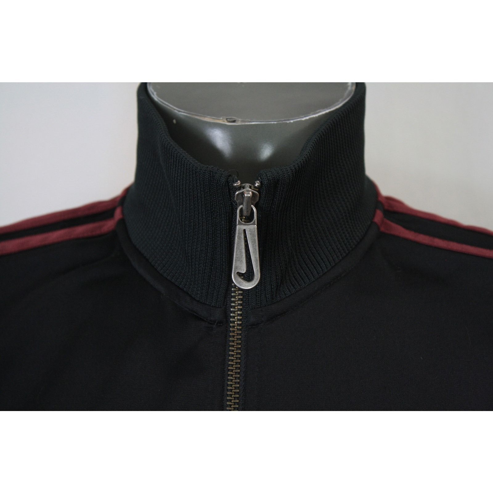 Nike × Vintage Vintage Y2K Nike Varsity Spell Out Black Track Jacket Size US L / EU 52-54 / 3 - 4 Thumbnail