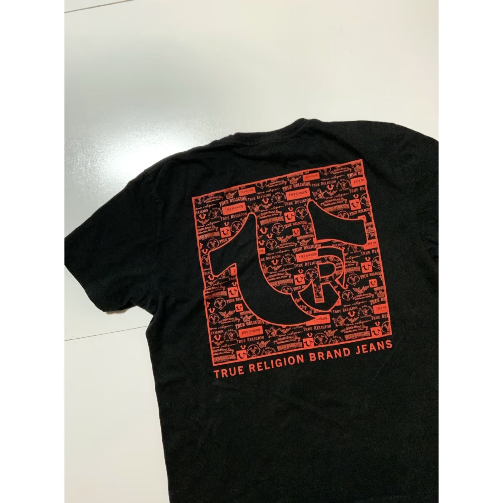 True Religion VINTAGE True Religion Jeans Horseshoe Buddha Black/Red Graphic S/S Crew T-Shirt 2XL Mens Size US XXL / EU 58 / 5 - 4 Thumbnail