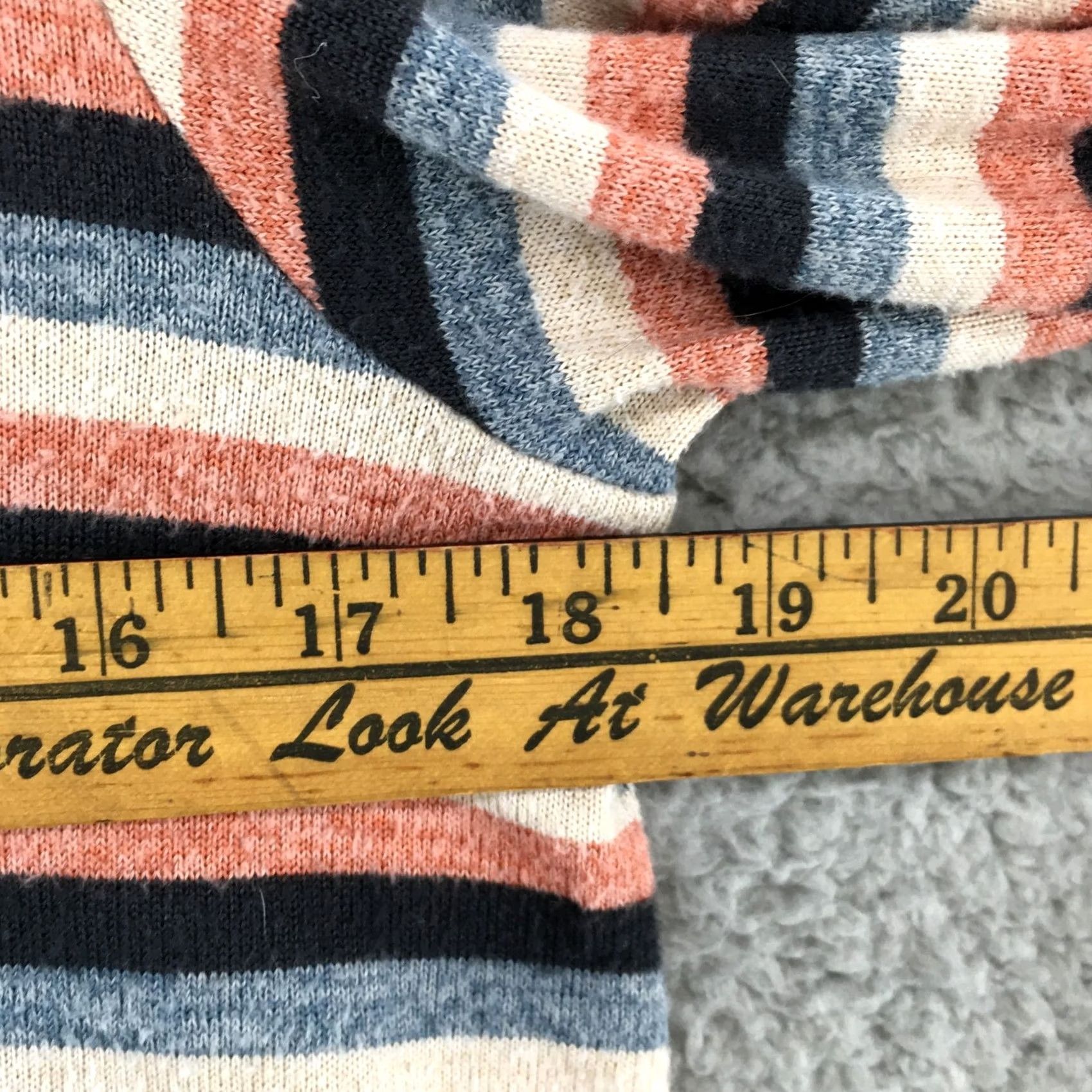 American Eagle Outfitters American Eagle Shirt Womens M Multicolor Striped Plush Pullover Sweatshirt Size M / US 6-8 / IT 42-44 - 5 Thumbnail