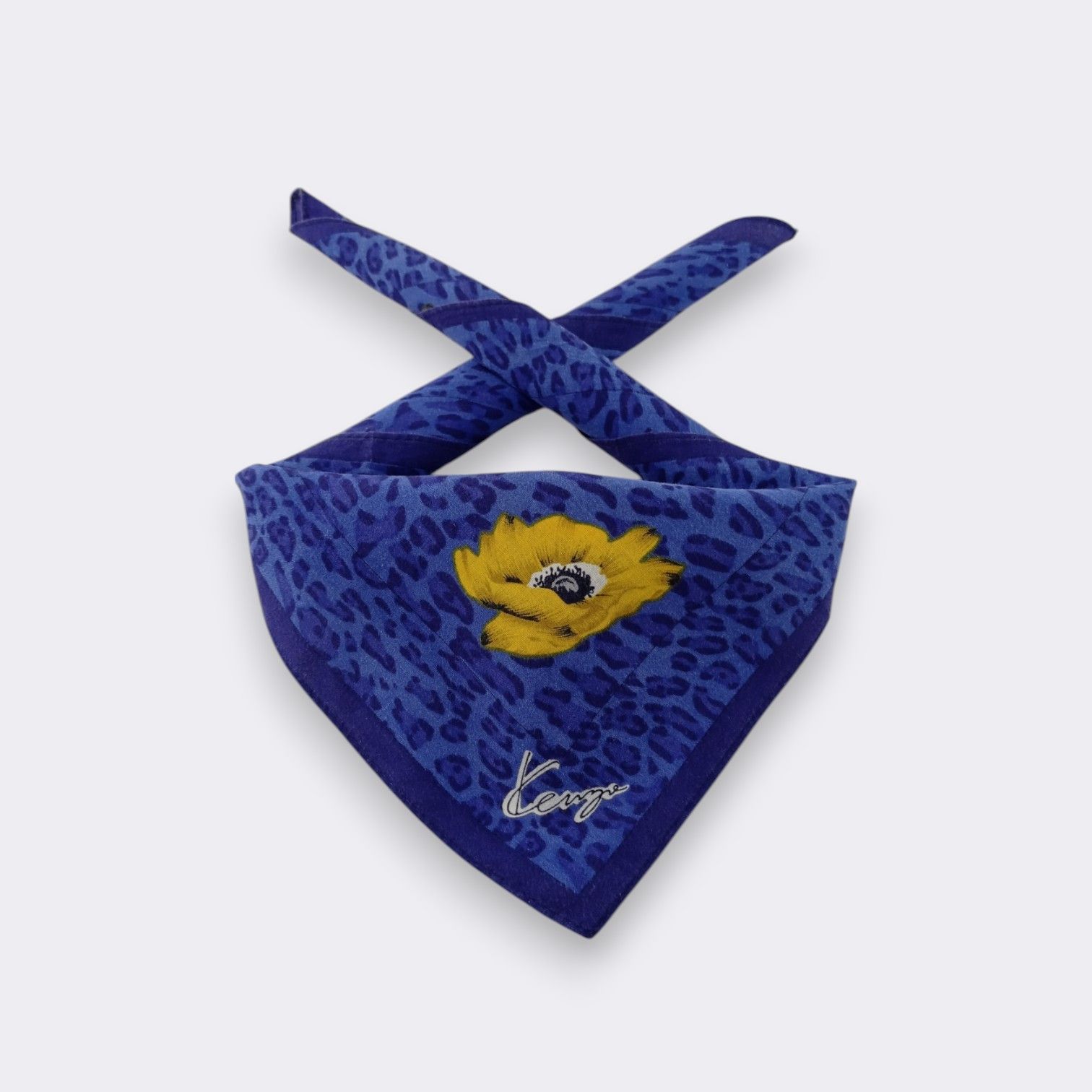Kenzo × Vintage Vintage Kenzo Handkerchief Neckerchief Bandana H086I Size ONE SIZE - 1 Thumbnail