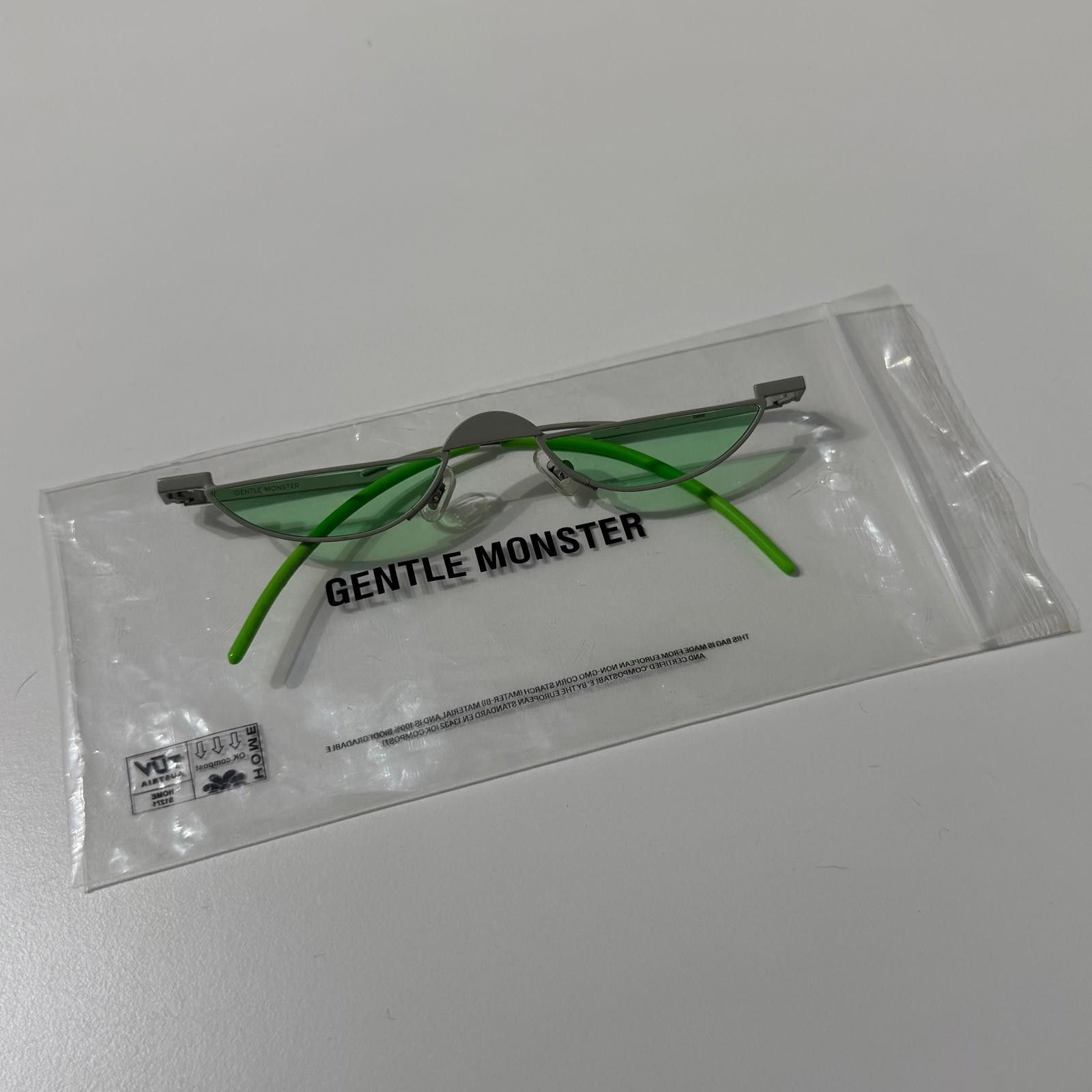 Gentle Monster Gentle Monster Bees Sunglasses Size ONE SIZE - 1 Thumbnail