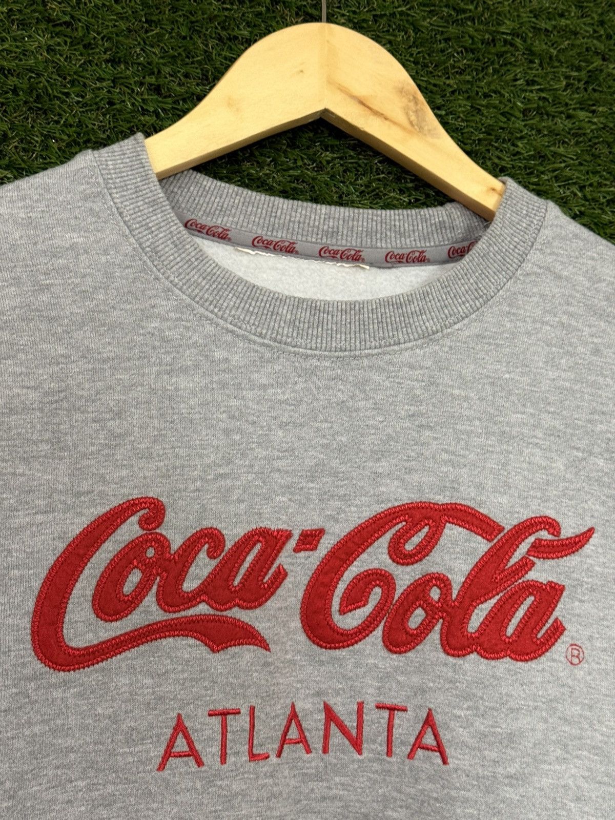 Coca Cola Coca Cola Atlanta Soda Grey Crewneck Sweatshirt Large Size US L / EU 52-54 / 3 - 3 Thumbnail