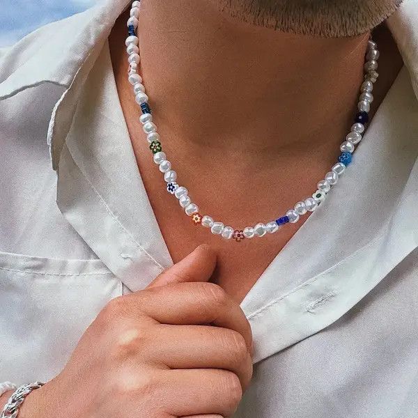 Jewelry Maya Kpop Fashion Irregular Simulated Pearls Flower Necklace Size ONE SIZE - 1 Thumbnail