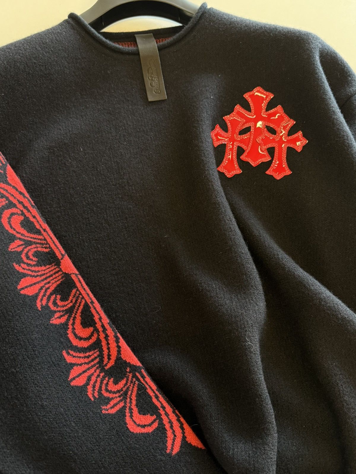 Chrome Hearts cashmere sweater Red Cross fleur leather patch Size US XL / EU 56 / 4 - 4 Thumbnail