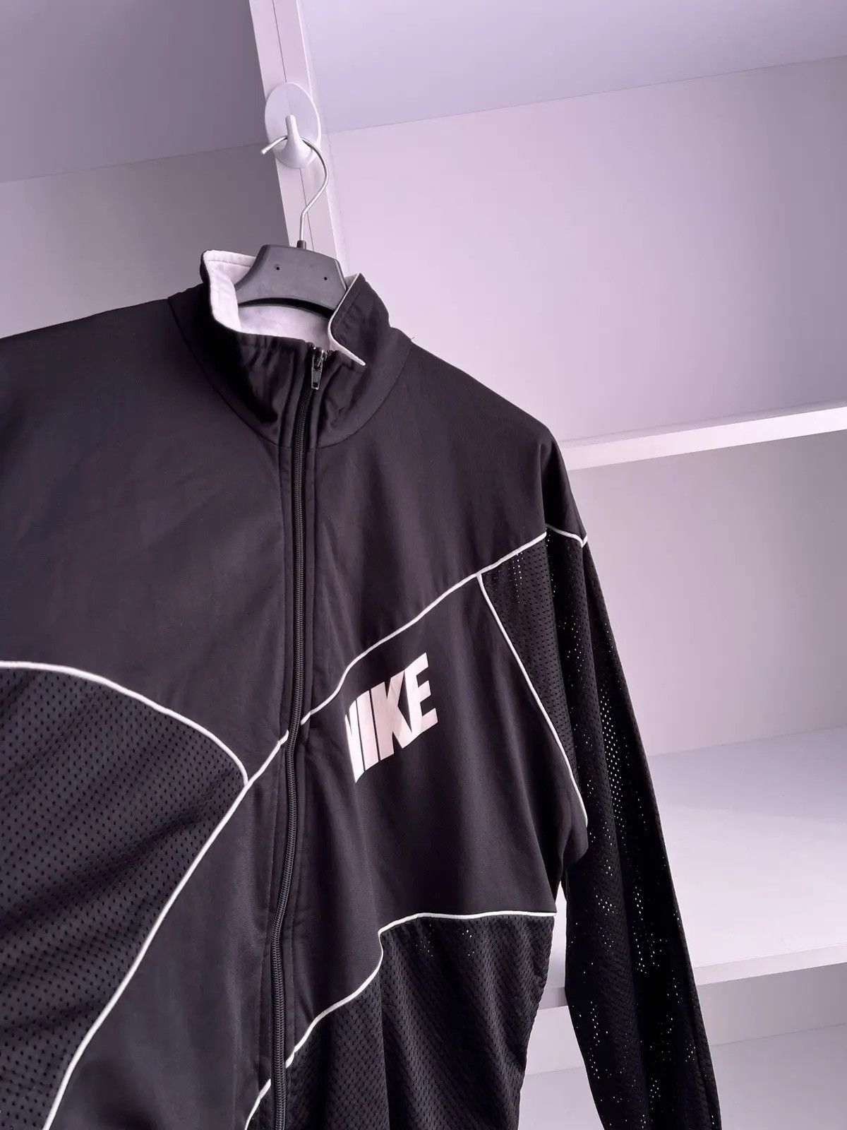 Nike × Vintage Vintage Nike 90s Track Zip Sweatshirt Size US L / EU 52-54 / 3 - 4 Thumbnail