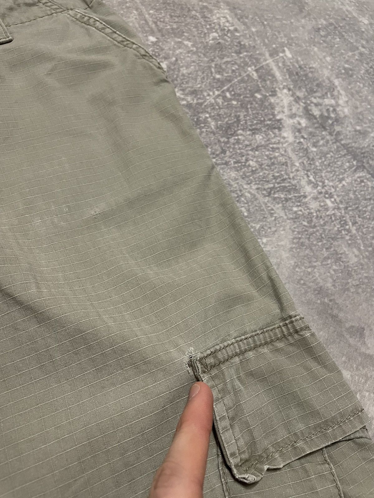Carhartt Vintage Carhartt Distressed Cargo Pants Size US 28 / EU 44 - 10 Thumbnail