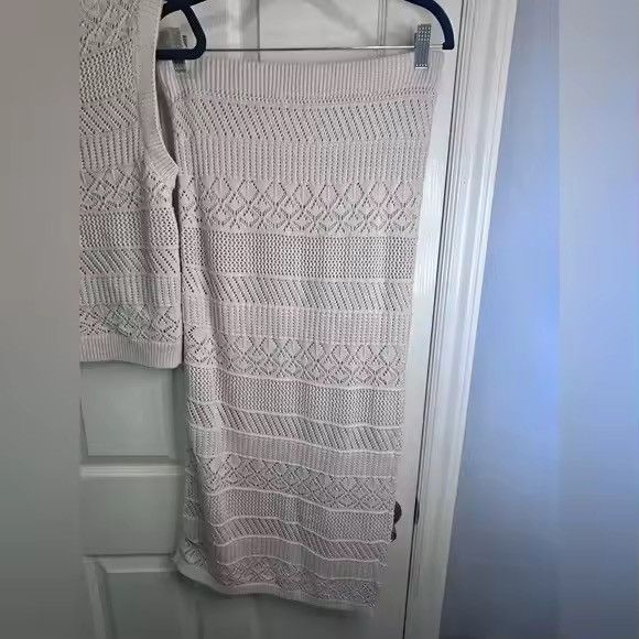 Other Beige Knit Crochet 2 piece Ensemble w/ Gold Button Detailing Size L / US 10 / IT 46 - 2 Thumbnail
