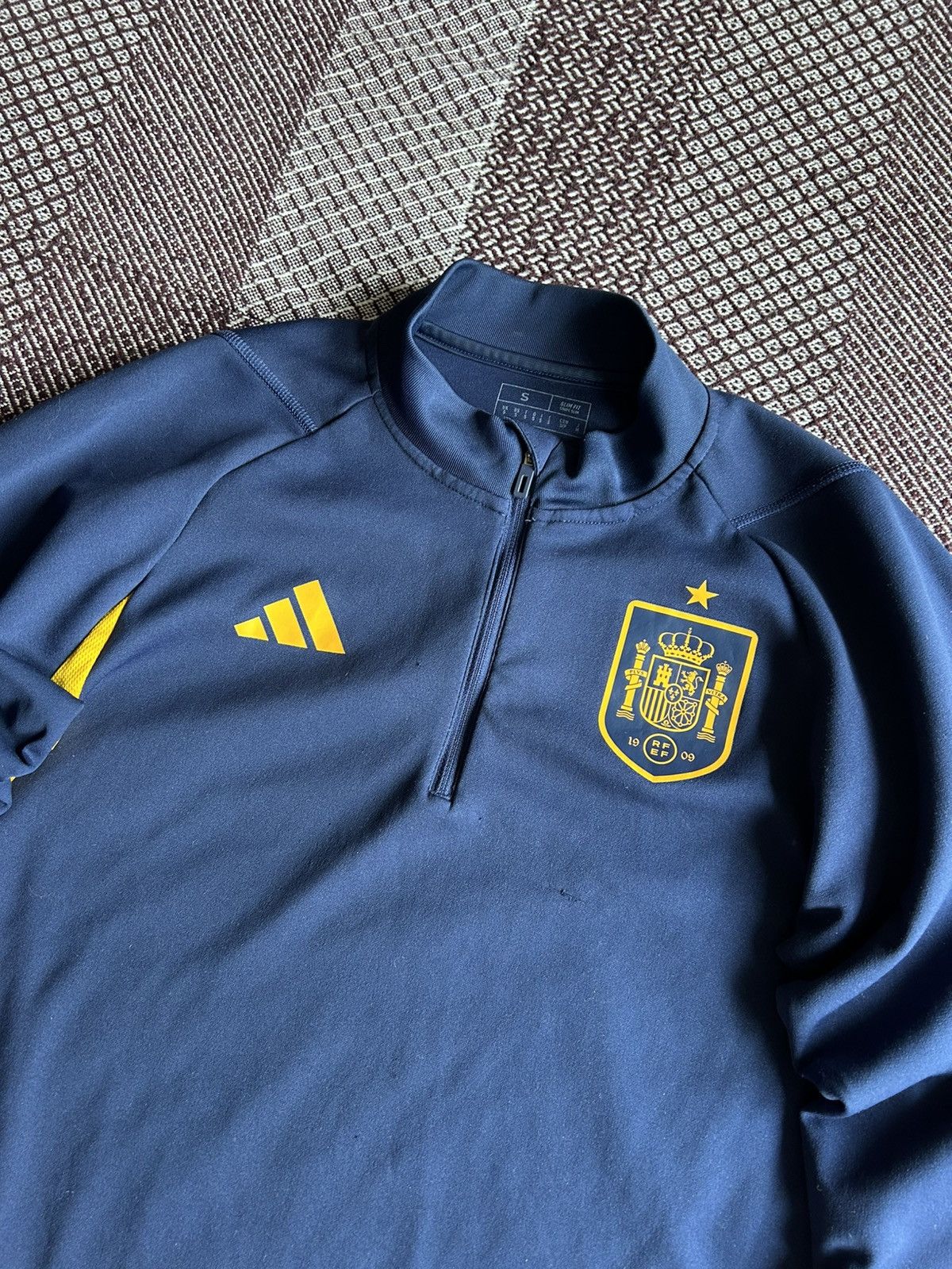 Adidas Spain Training Top Long Sleeve Soccer Jersey Size S Size US S / EU 44-46 / 1 - 6 Thumbnail