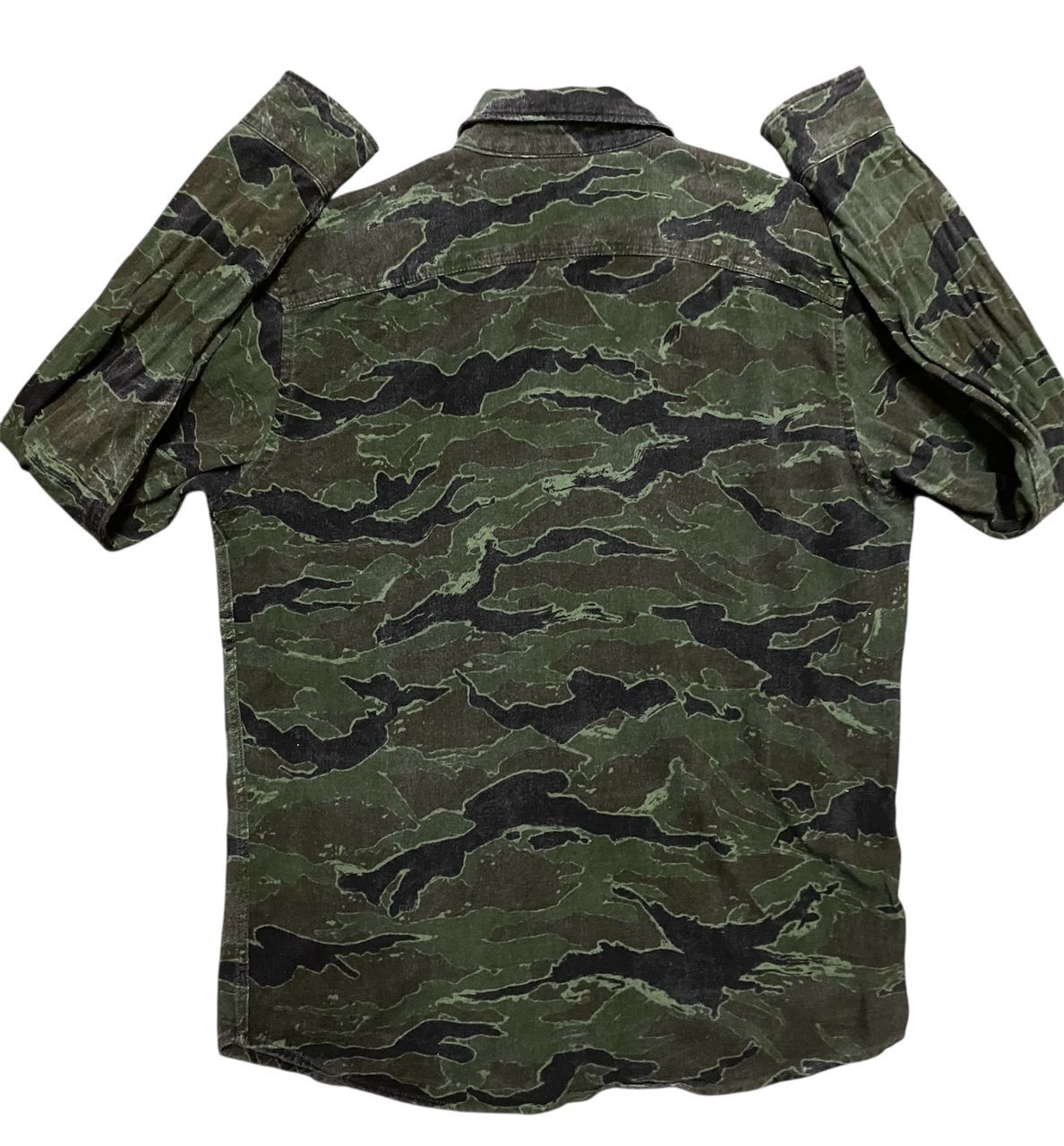 Gap Gap camo button up shirt Size US M / EU 48-50 / 2 - 9 Thumbnail