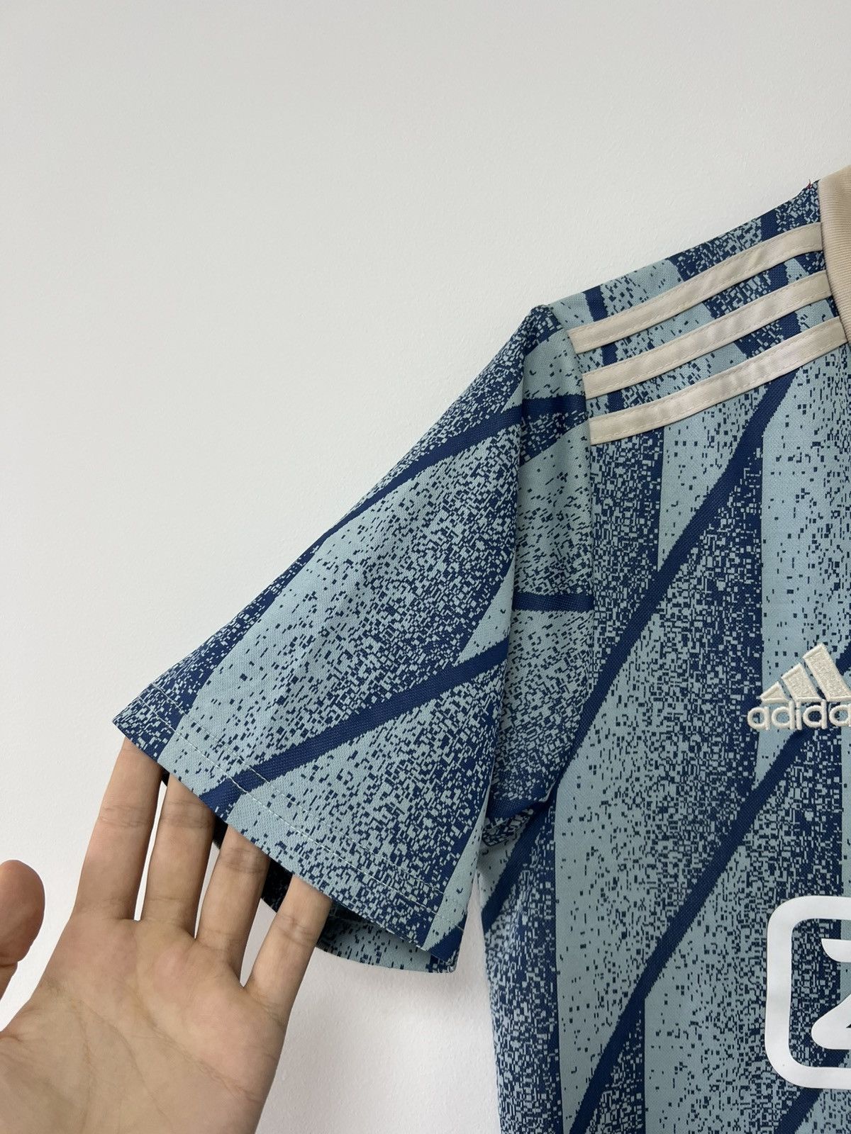 Adidas Ajax 2020/2021 Away Football Shirt Jersey Adidas Blue sz M Size US M / EU 48-50 / 2 - 5 Thumbnail
