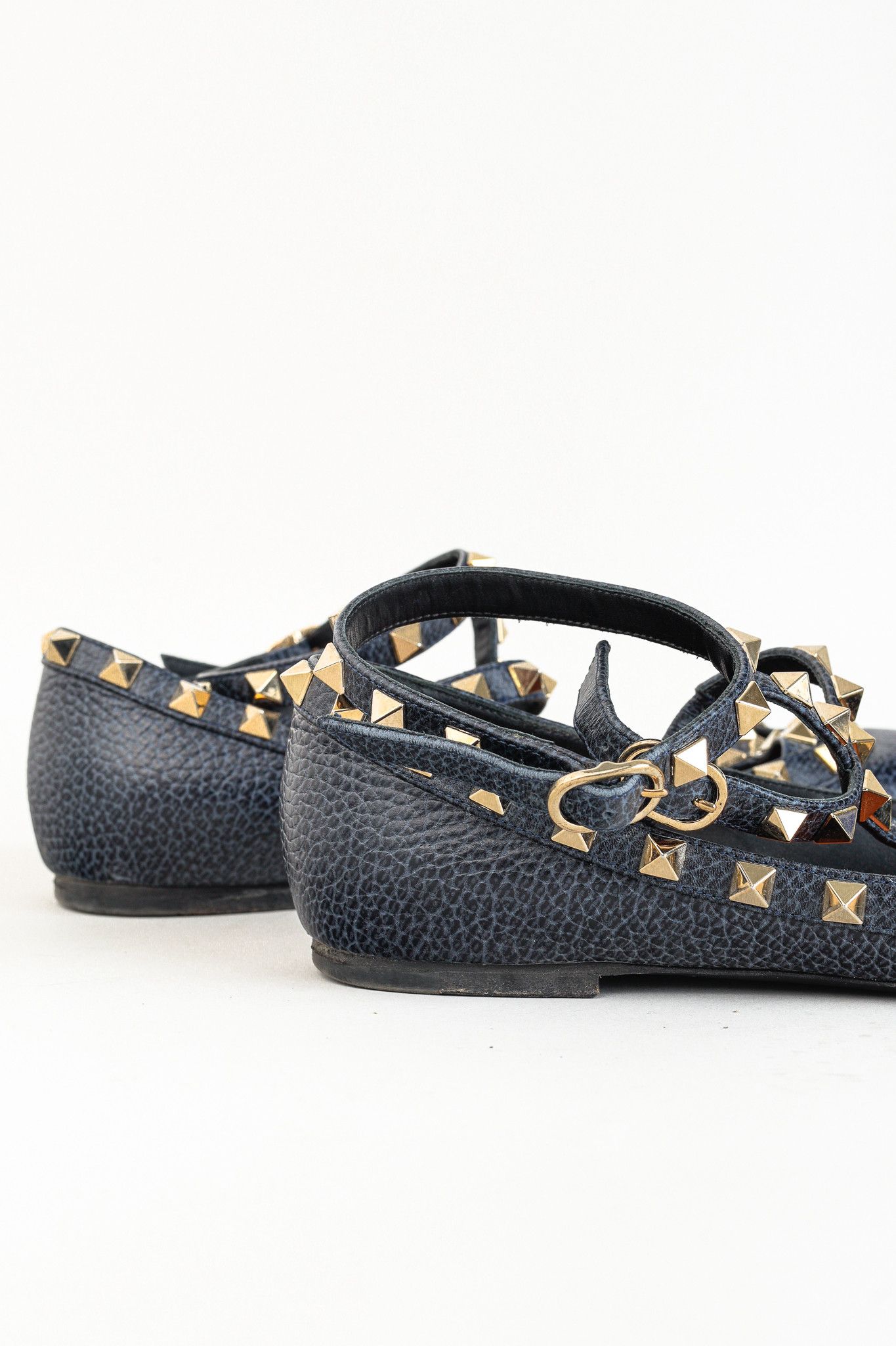 Valentino Valentino Garavani Rockstud Pebble Leather Caged Flats Size US 6 / IT 36 - 4 Thumbnail