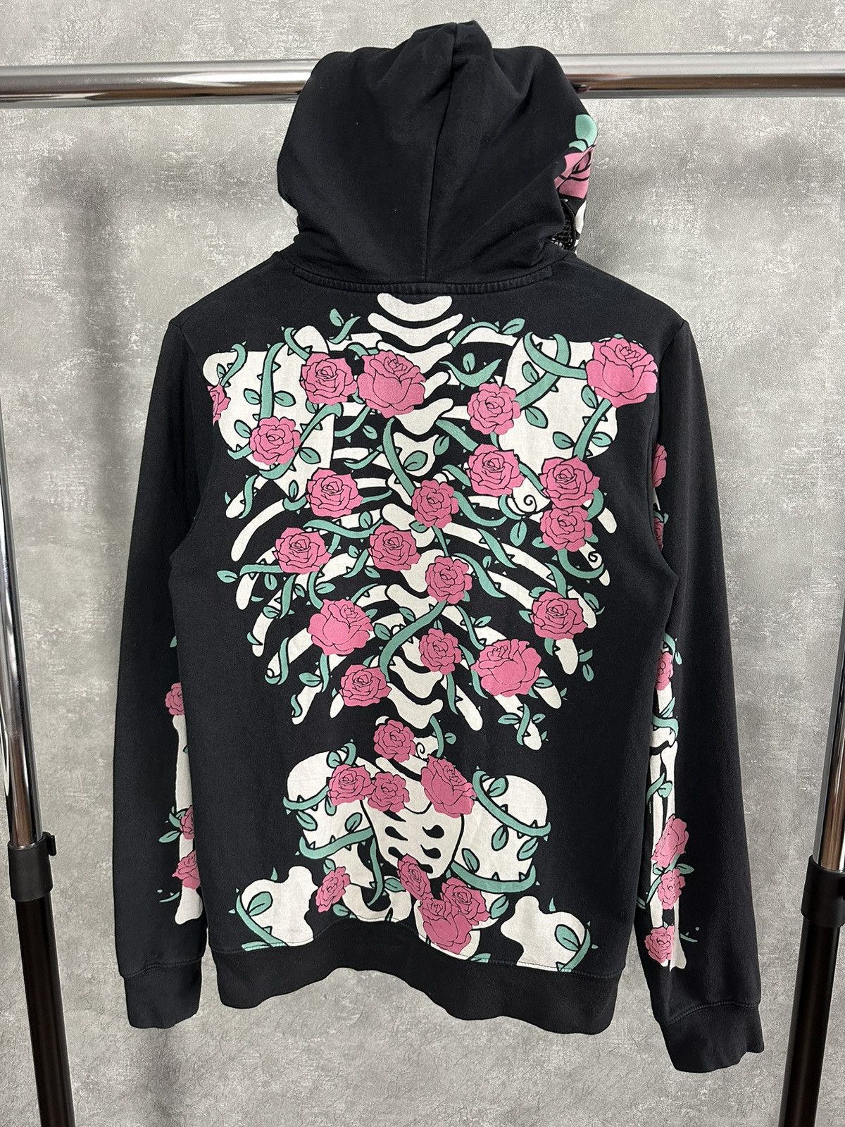 Japanese Brand × Vintage Vintage Skeleton Floral Pint Black Cotton Full Zip Hoodie Size M / US 6-8 / IT 42-44 - 6 Thumbnail
