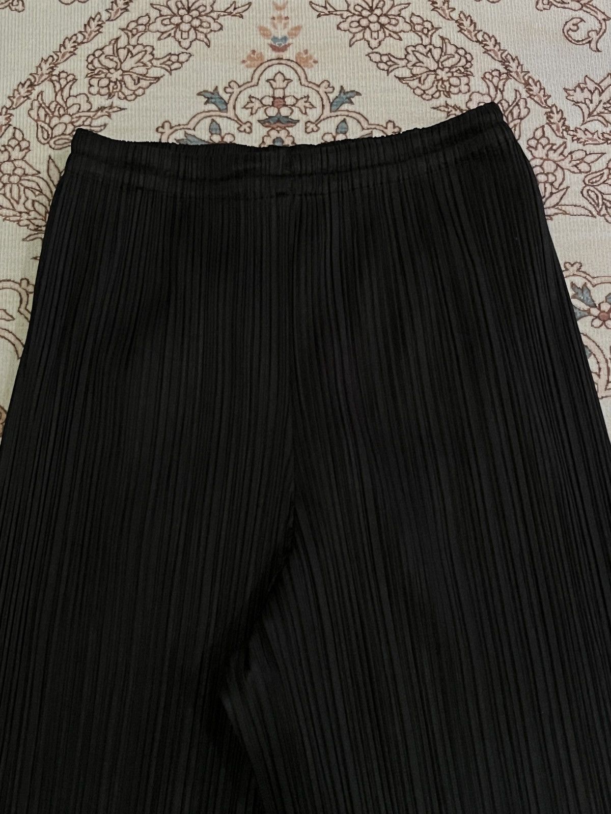 Issey Miyake Vintage Pleats Please Issey Miyake Pleated Straight Trousers Size 30" / US 8 / IT 44 - 2 Thumbnail