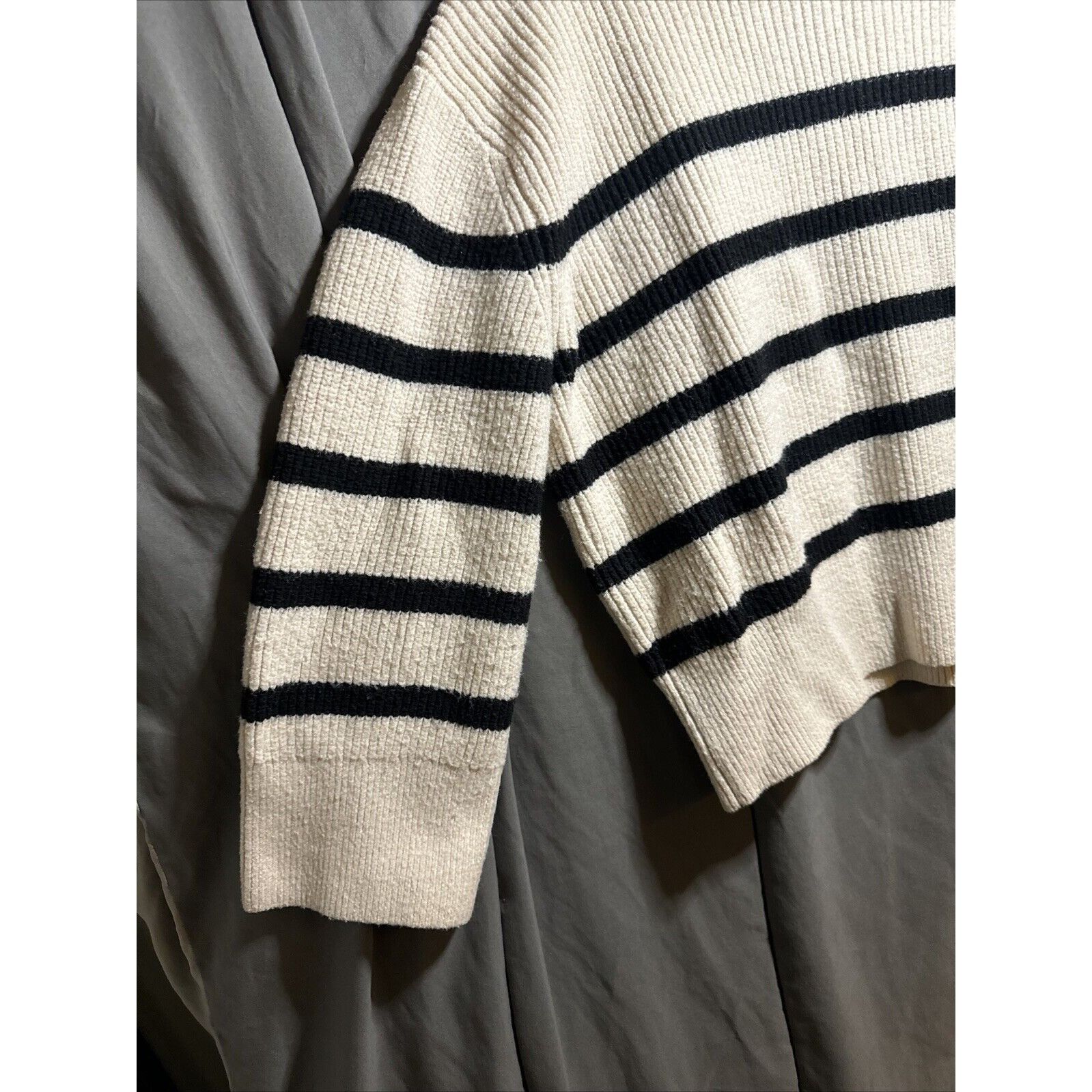 Zara Zara Knit Cropped Oversized Striped Boxy Distressed Sweater Size S / US 4 / IT 40 - 12 Thumbnail