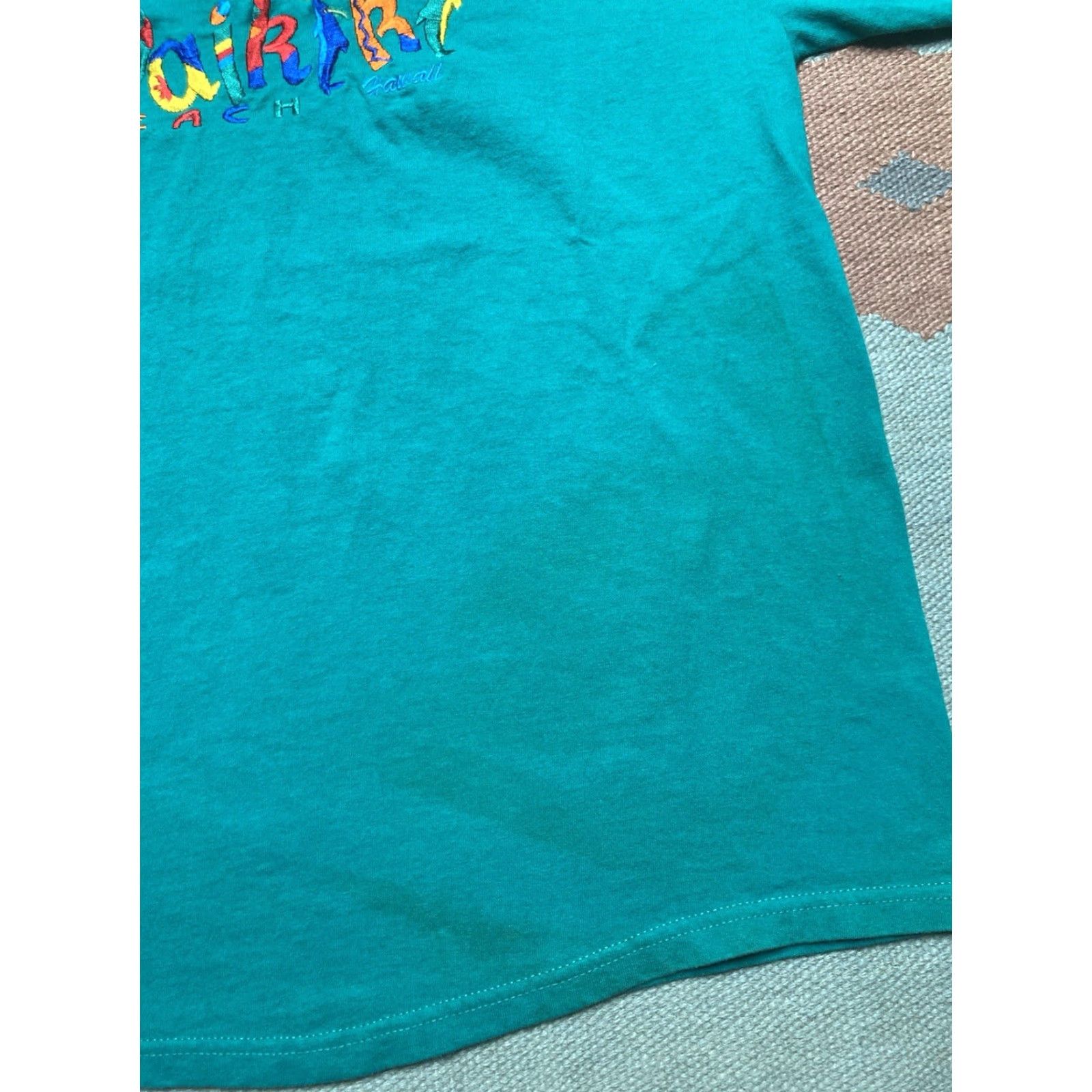 Vintage VINTAGE Beach T-Shirt 90s Waikiki Beach Hawaii Ocean Palm Tree Dolphin Large Mens Teal Size US L / EU 52-54 / 3 - 3 Thumbnail