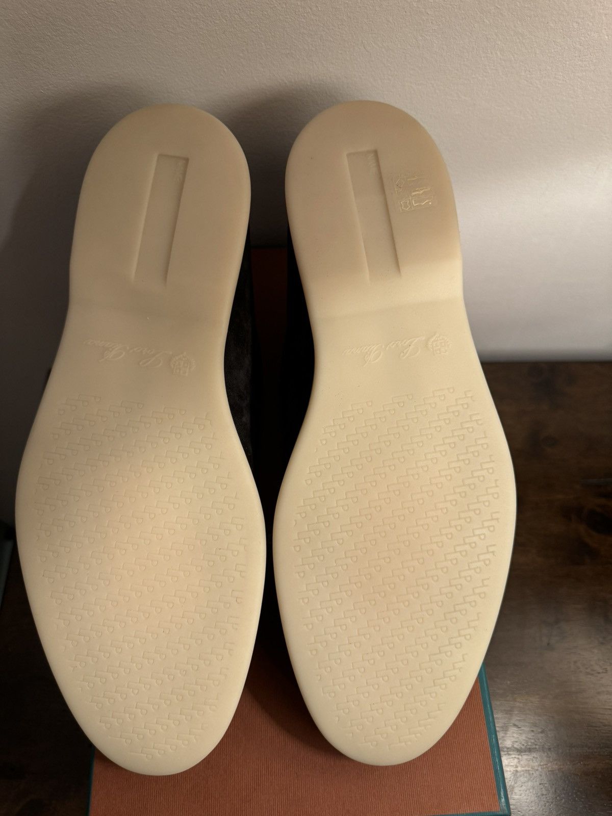 Loro Piana Loro Piana Open-Walk Caviar Size US 10 / EU 43 - 4 Thumbnail