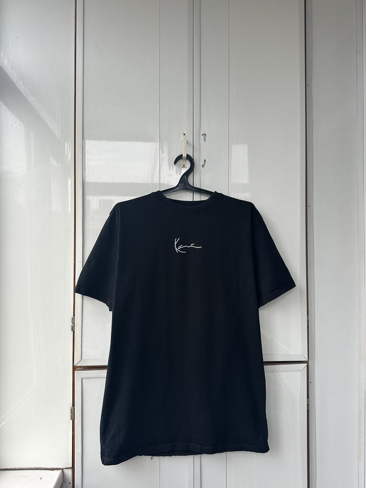 Other Vintage Karl Kani T-shirt Black Centre Logo Size US L / EU 52-54 / 3 - 1 Thumbnail