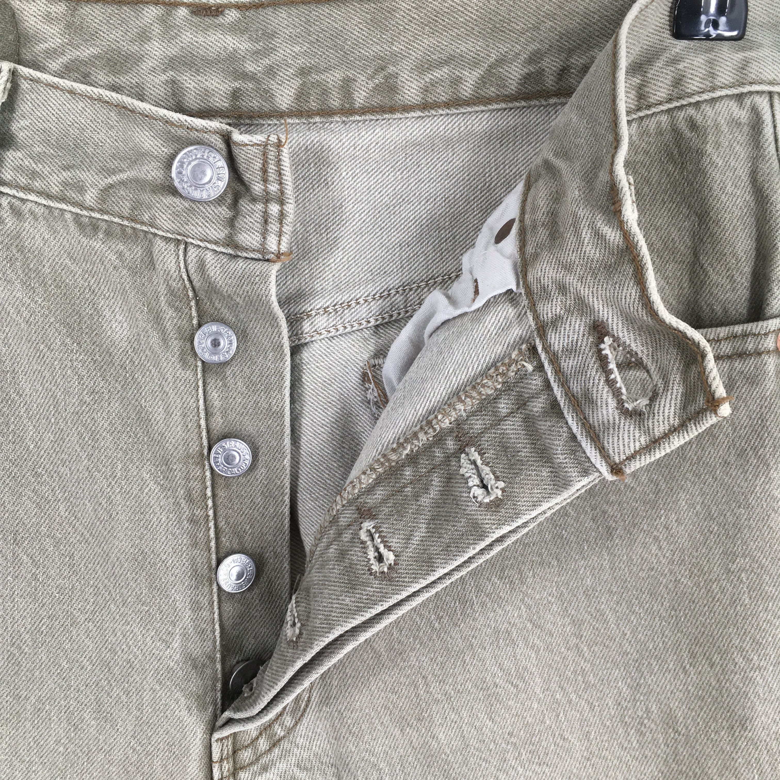 Levi's Size 28x28.5 Vintage 90s Levi's 501 Faded Gray Jeans S724 Size US 28 / EU 44 - 6 Thumbnail