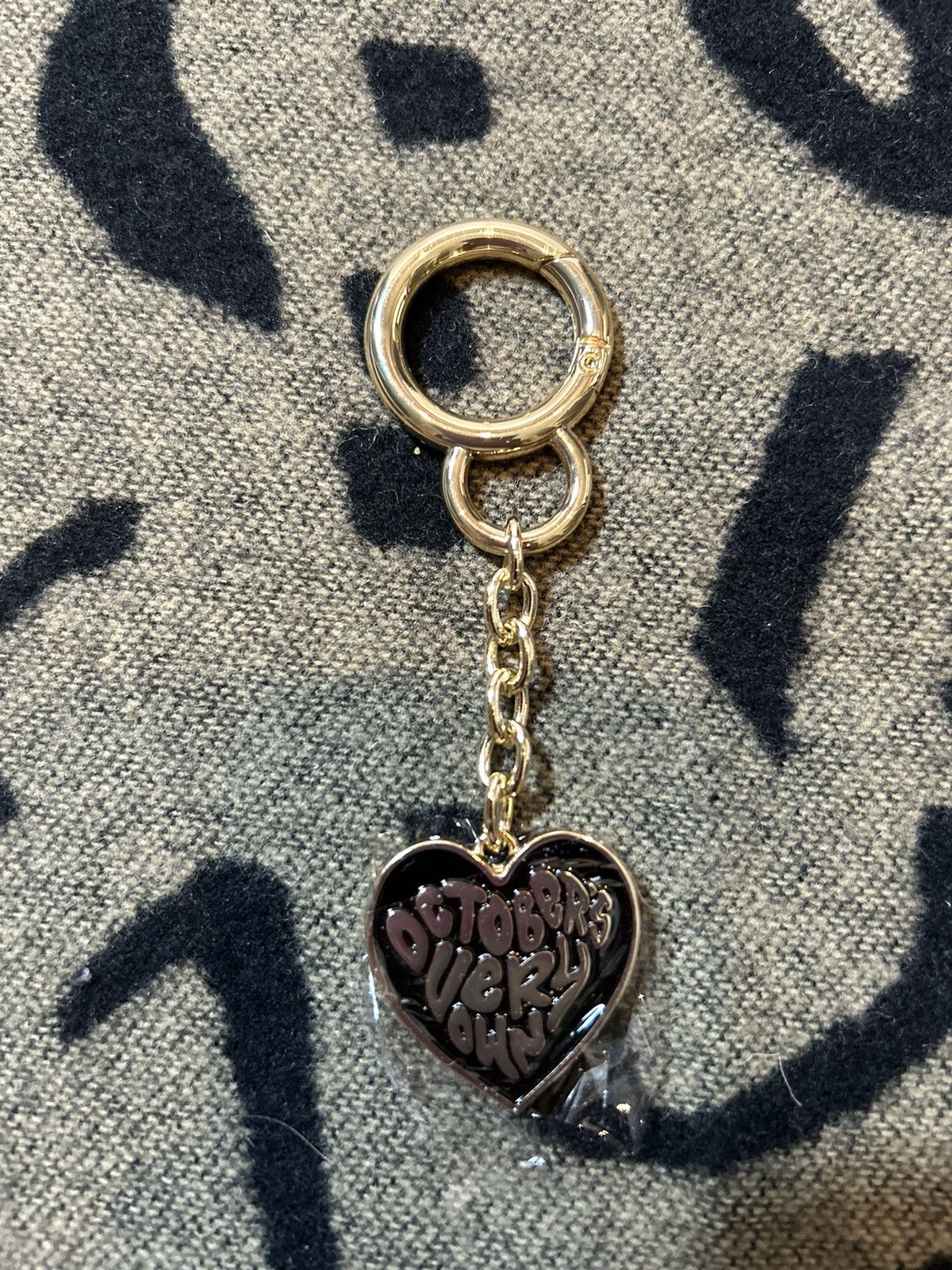 October's Very Own OVO Gold Hearts Valentine Keychain Size ONE SIZE - 1 Thumbnail