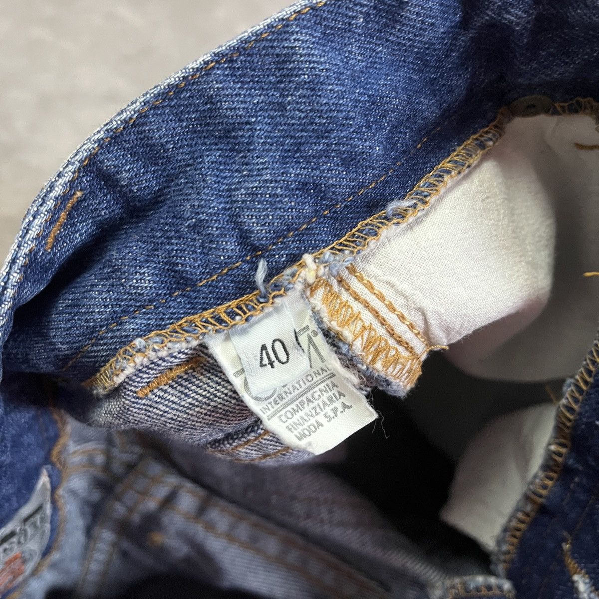 CLOSED × Marithe + Francois Girbaud MFGxClosed - Basic Denim Button Fly Jeans Made In Italy Size 24" / US 00 / IT 34 - 8 Thumbnail