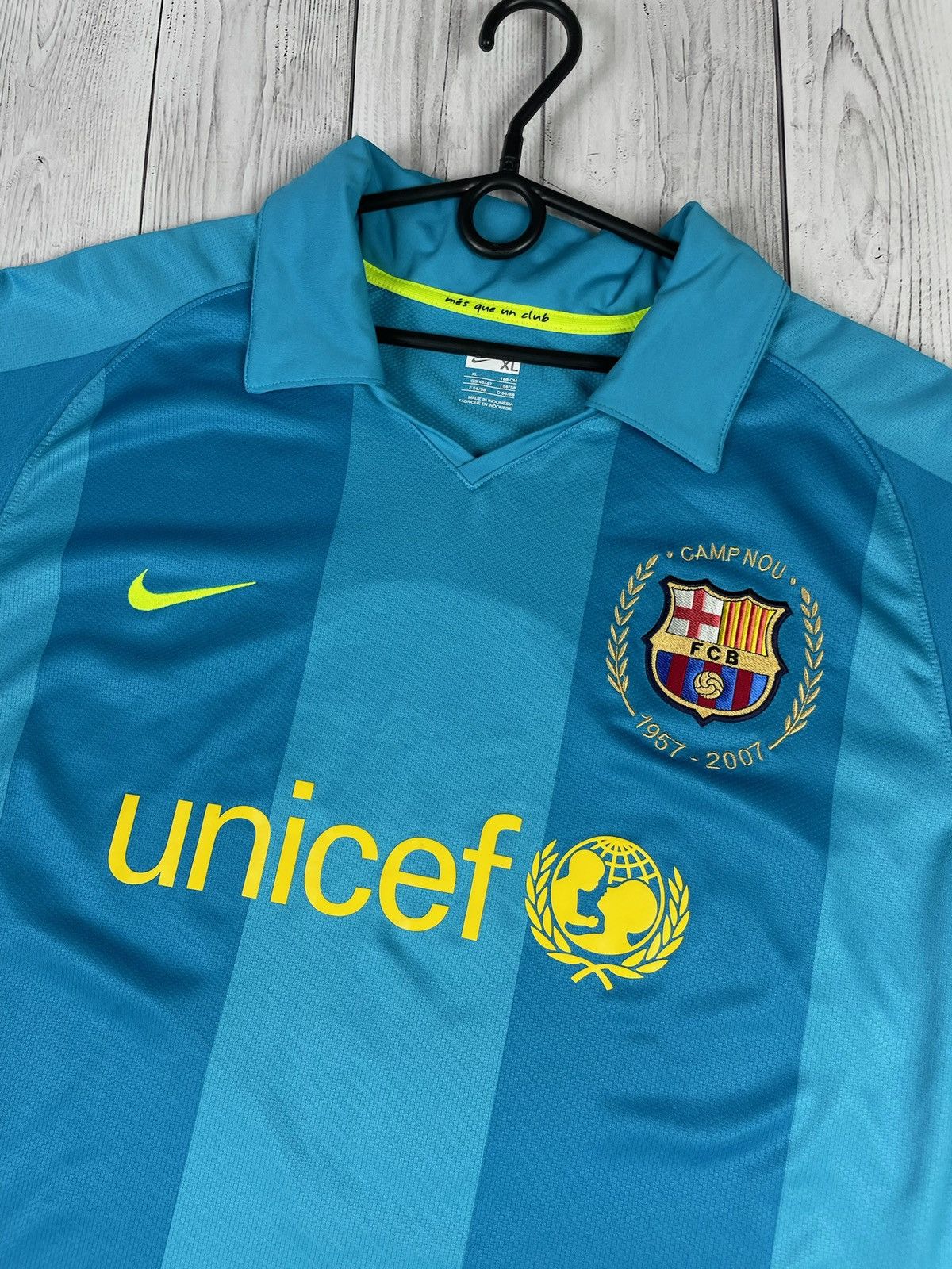 Nike Vintage nike Barcelona soccer jersey blue away size XL rare Size US XL / EU 56 / 4 - 2 Thumbnail