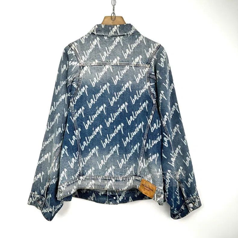 Balenciaga Balenciaga Bullet Screen Printed Logo Distressed Denim Jac Size XXS / US 00 / IT 34 - 2 Thumbnail