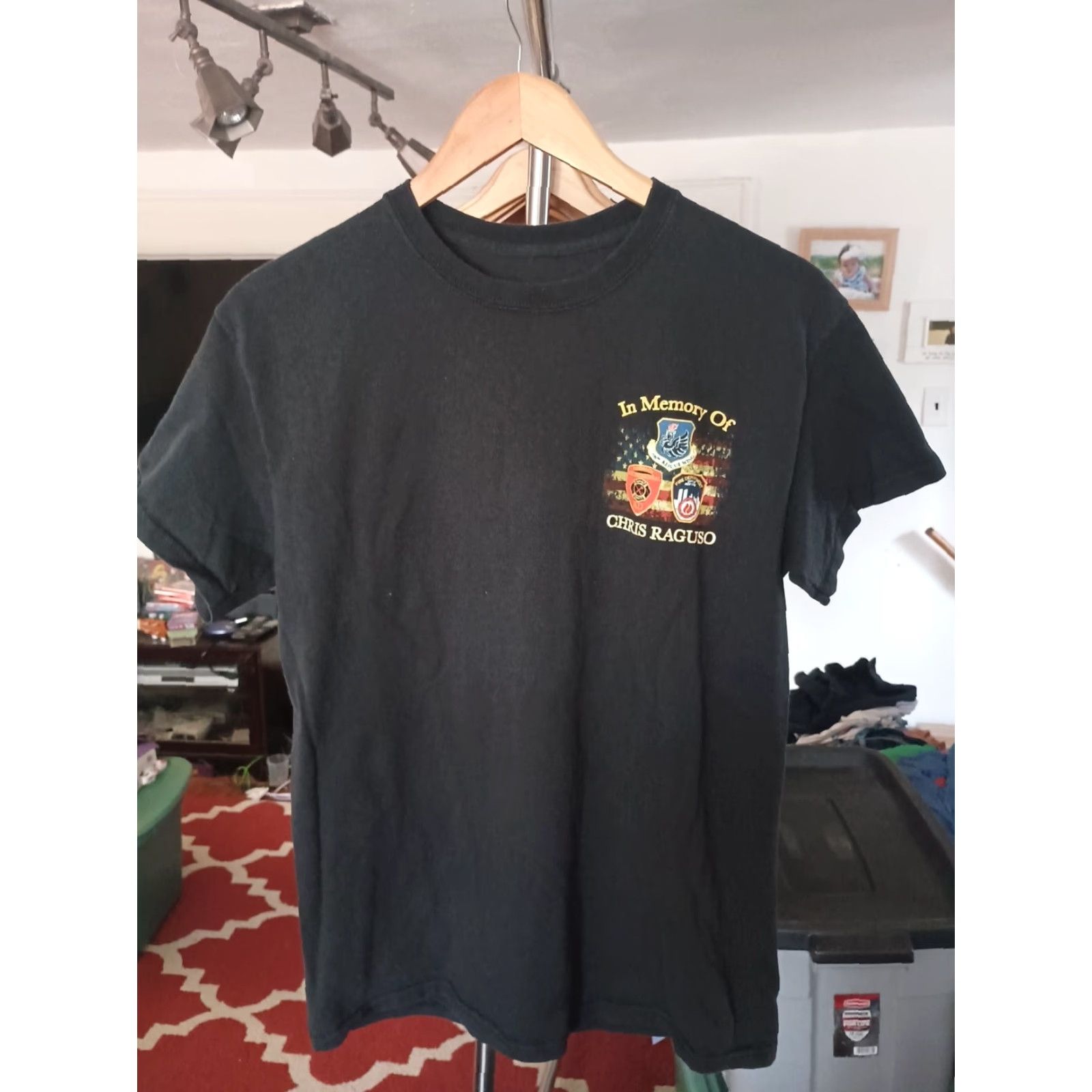 Vintage FDNY T-shirt In Memory Of ASI True Hero T-shirt Black Size L Men Fire Engine Hero Shirts Size US L / EU 52-54 / 3 - 2 Thumbnail