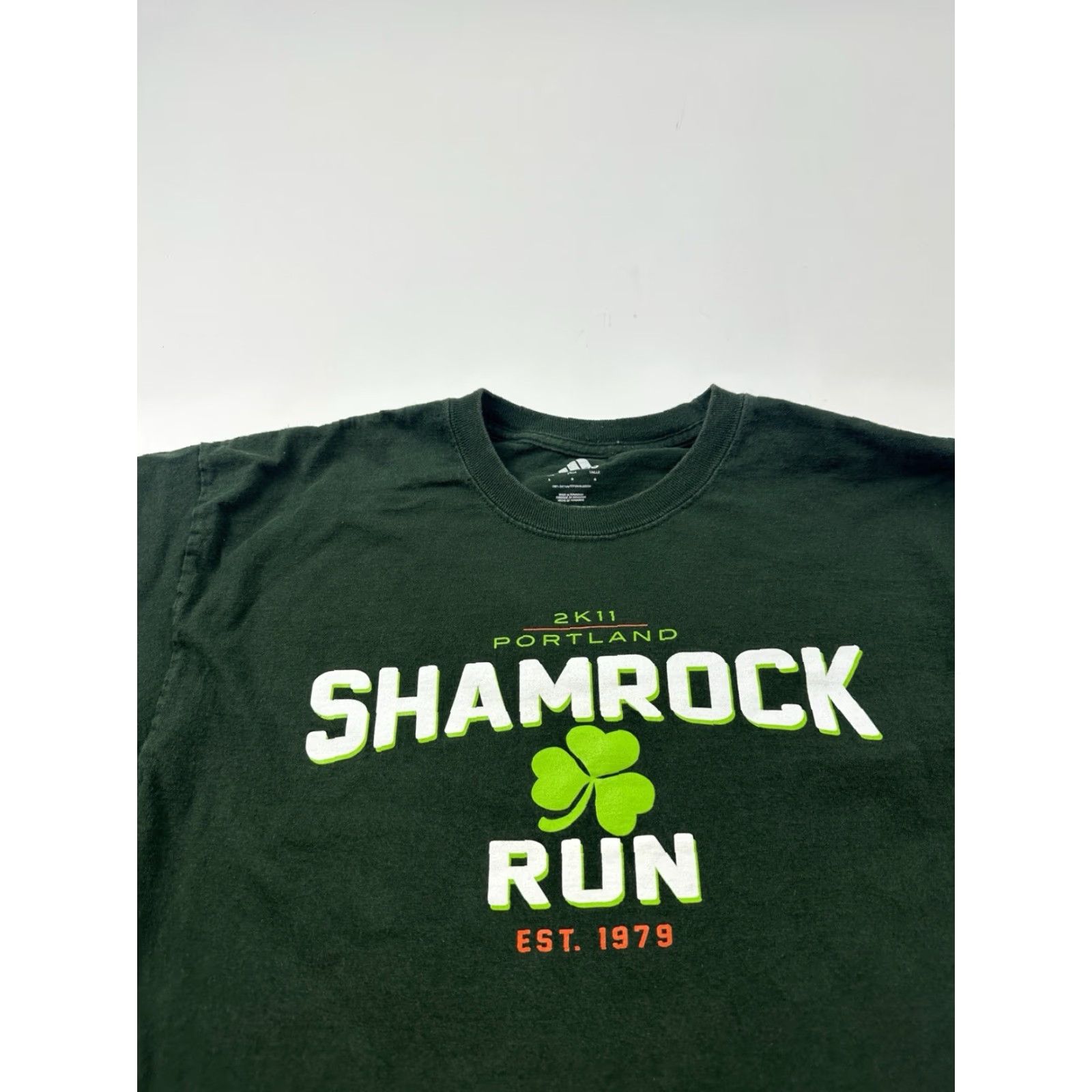 Adidas VINTAGE Adidas Shamrock Run Shirt Mens Large Green Portland Oregon 2011 T-Shirt Crew Neck Size US L / EU 52-54 / 3 - 2 Thumbnail
